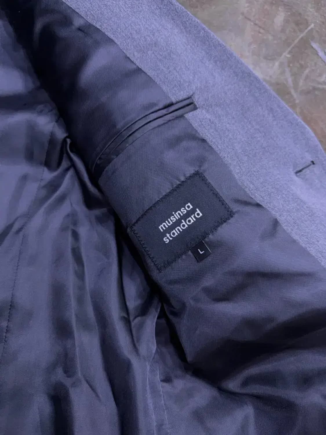 무신사스탠다드 대디 숄더 오버사이즈 블레이저 미디엄 그레이 L 상품이미지8