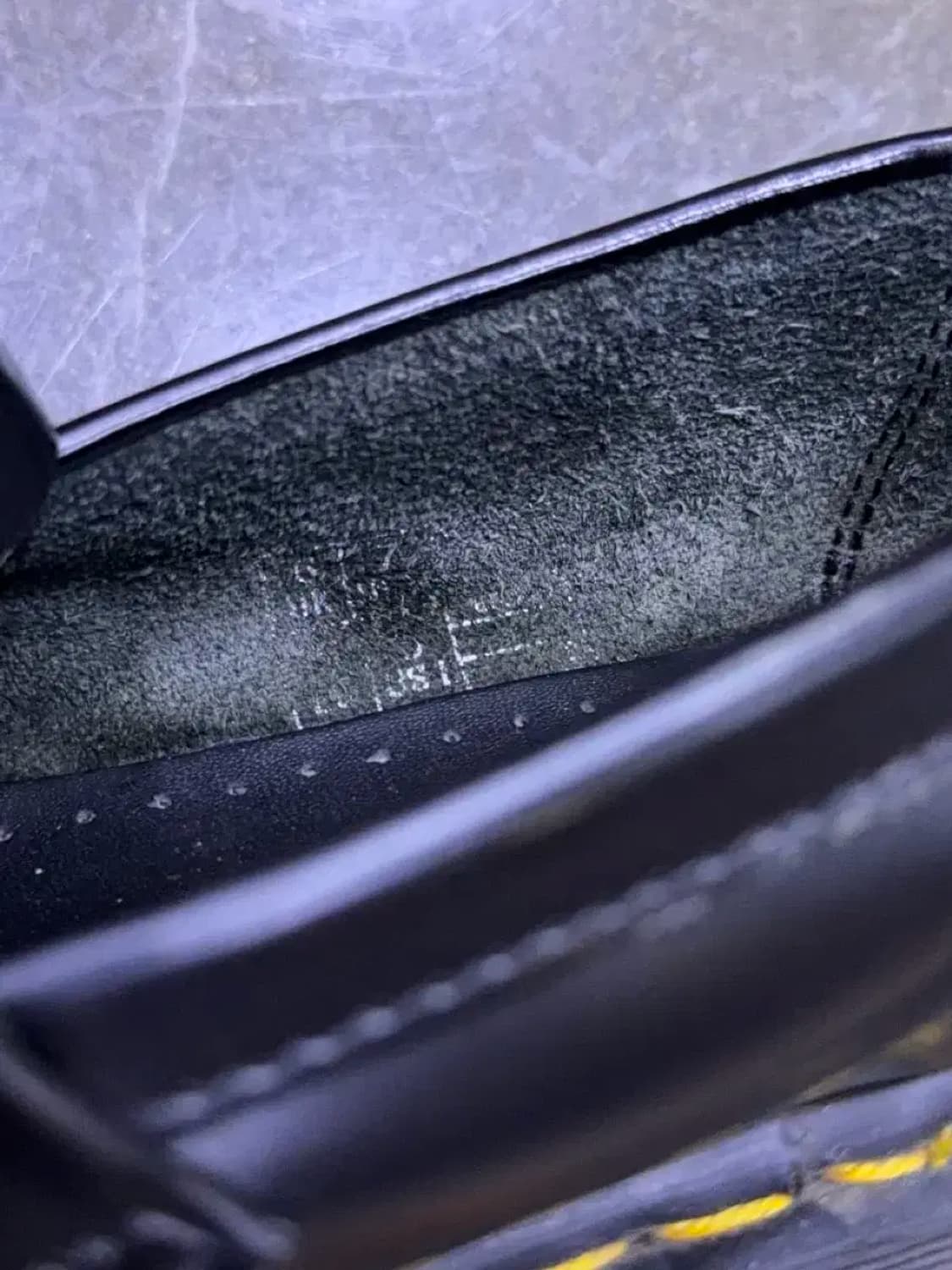 닥터마틴 아드리안 쿼드 태슬 로퍼 블랙 250 상품이미지10