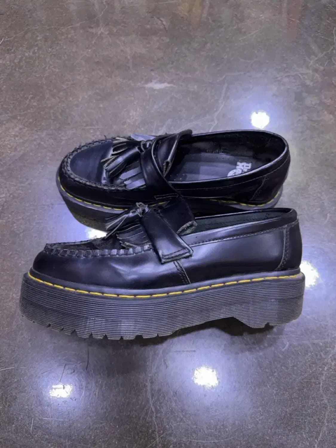 닥터마틴 아드리안 쿼드 태슬 로퍼 블랙 250 상품이미지6
