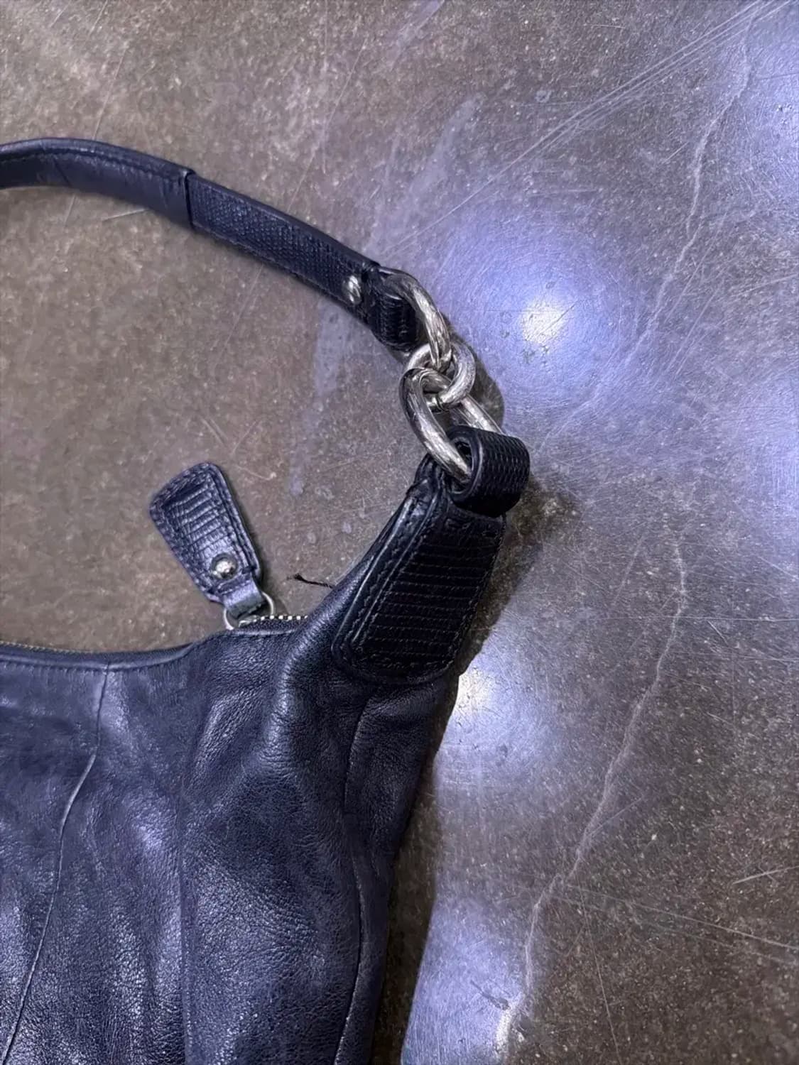 코치 크리스틴 레더 호보 숄더백 상품이미지5