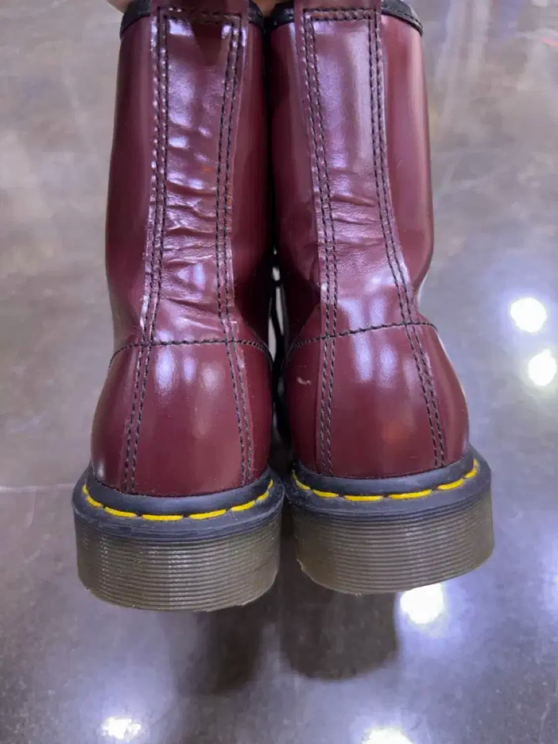 닥터마틴 11821 체리레드 8홀 워커부츠 240 상품이미지7