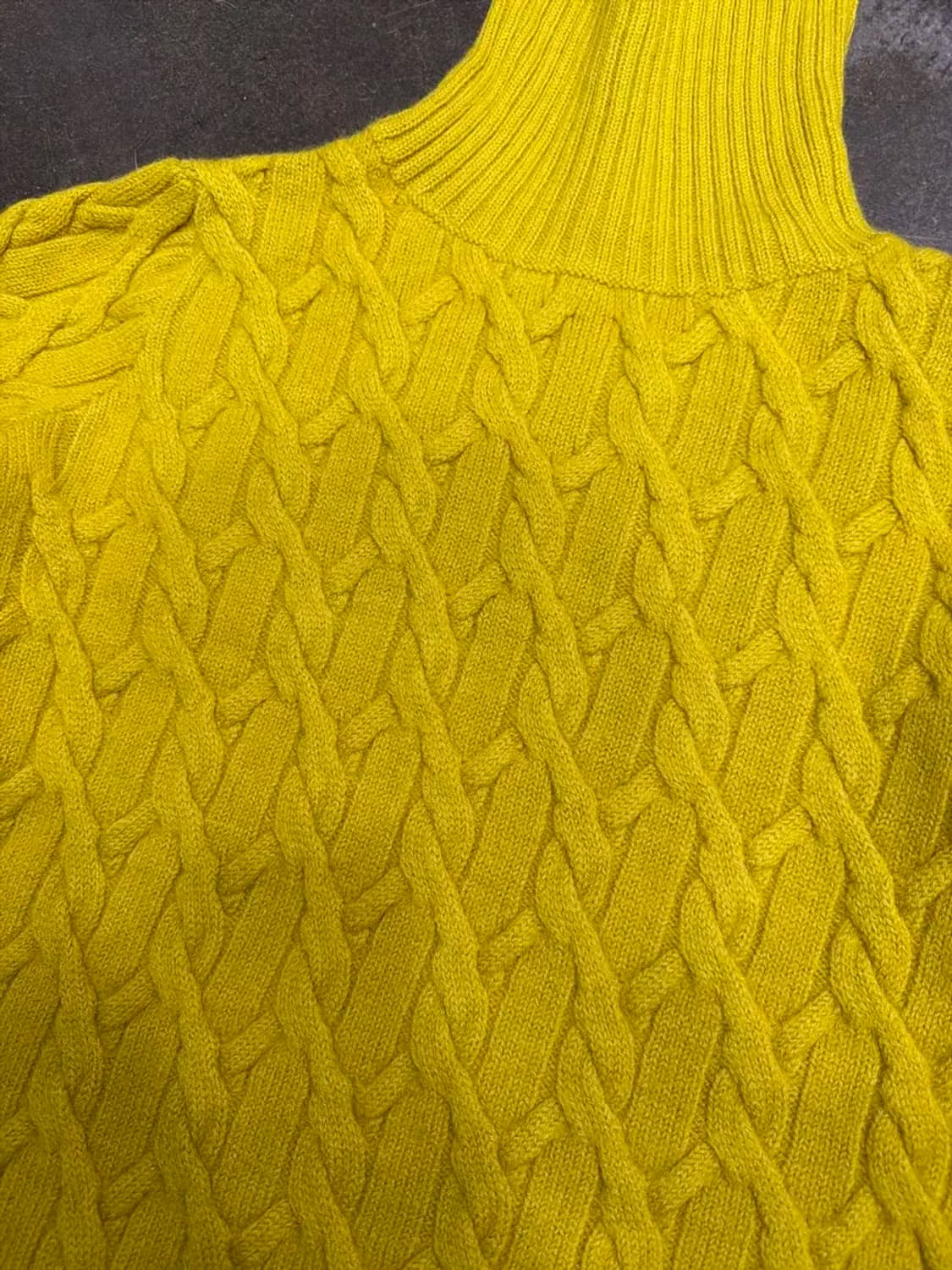 COS 코스 100% 울 터틀넥 스웨터 사이드 절개 케이블 니트 S 상품이미지5