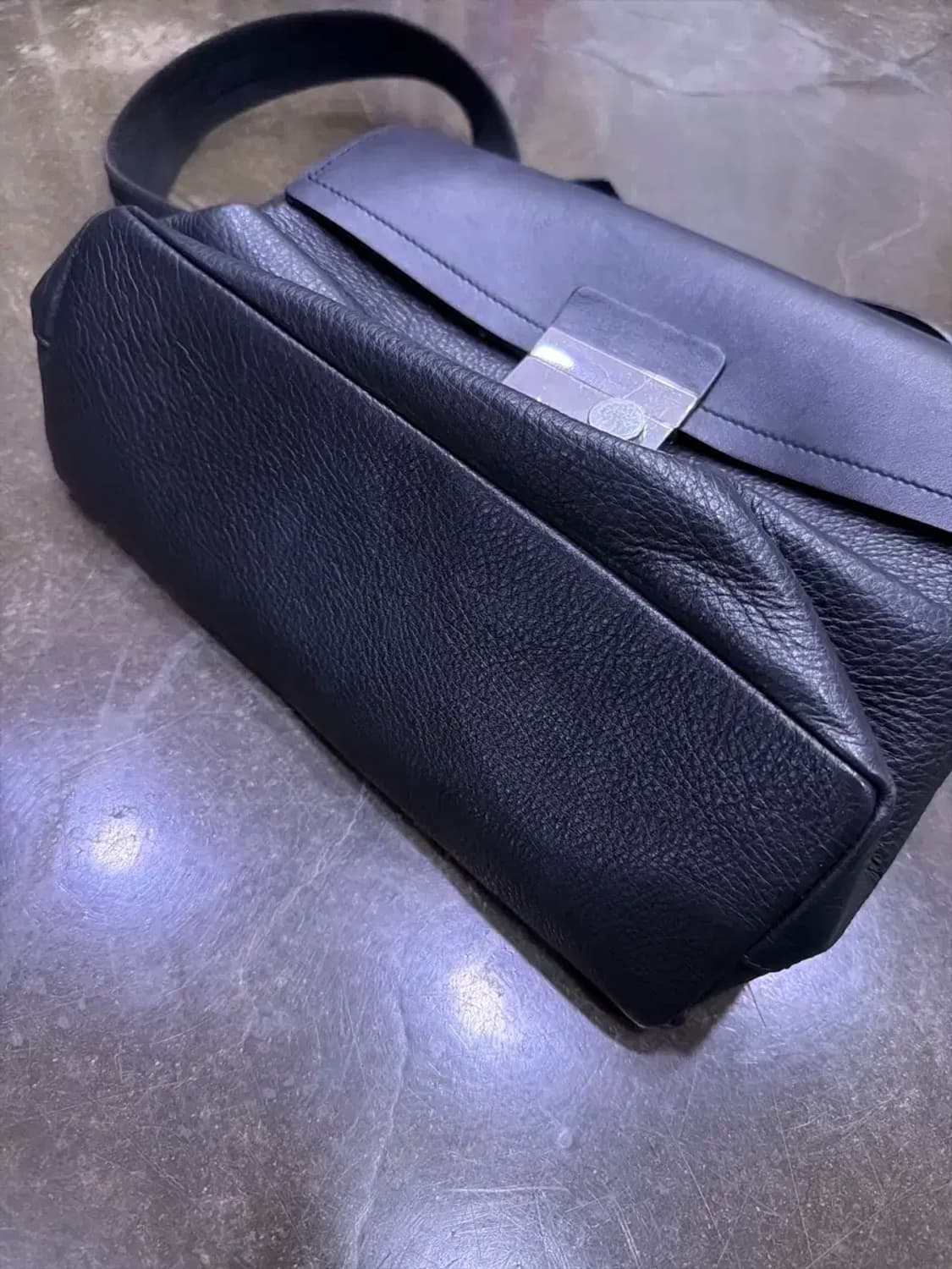 마시모두띠 소가죽 크로스백 토트 핸드백 블랙 상품이미지8