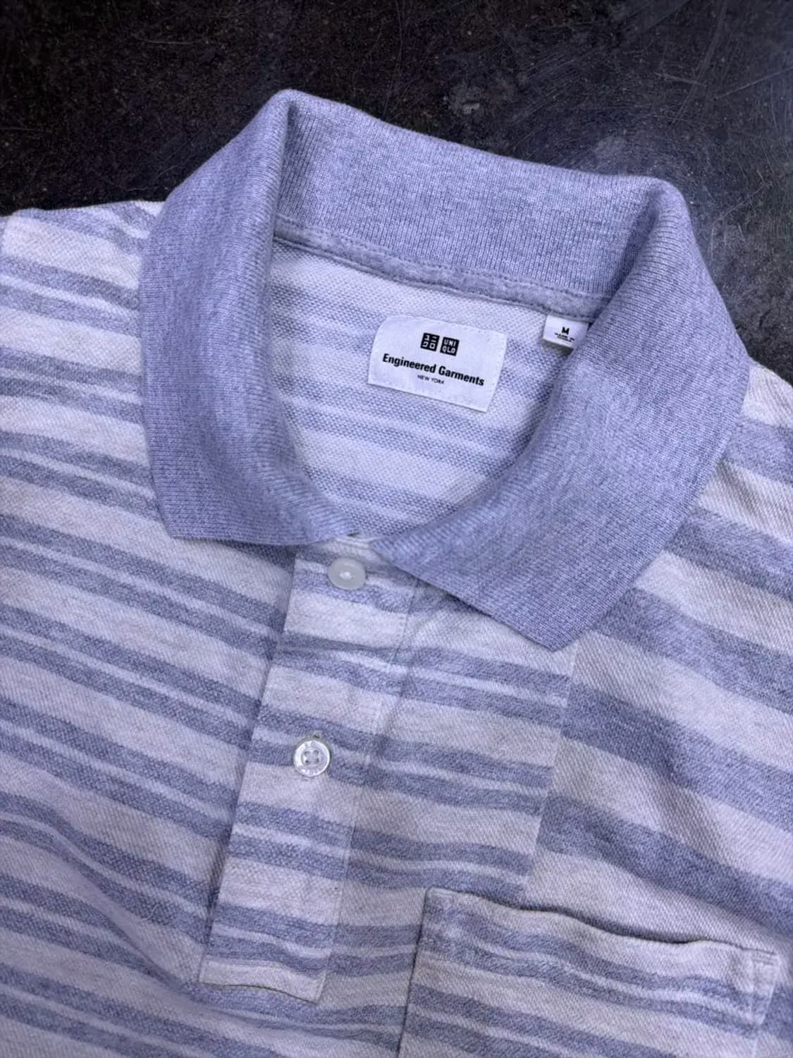 유니클로 x 엔지니어드가먼츠 폴로 절개 pkt 티셔츠 M 상품이미지3