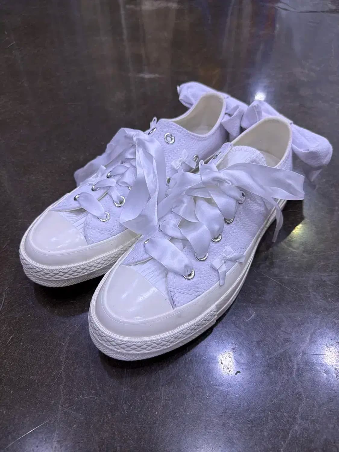 컨버스 올스타 척테일러 70 로우 보우즈 리본 스니커즈 240 상품이미지2