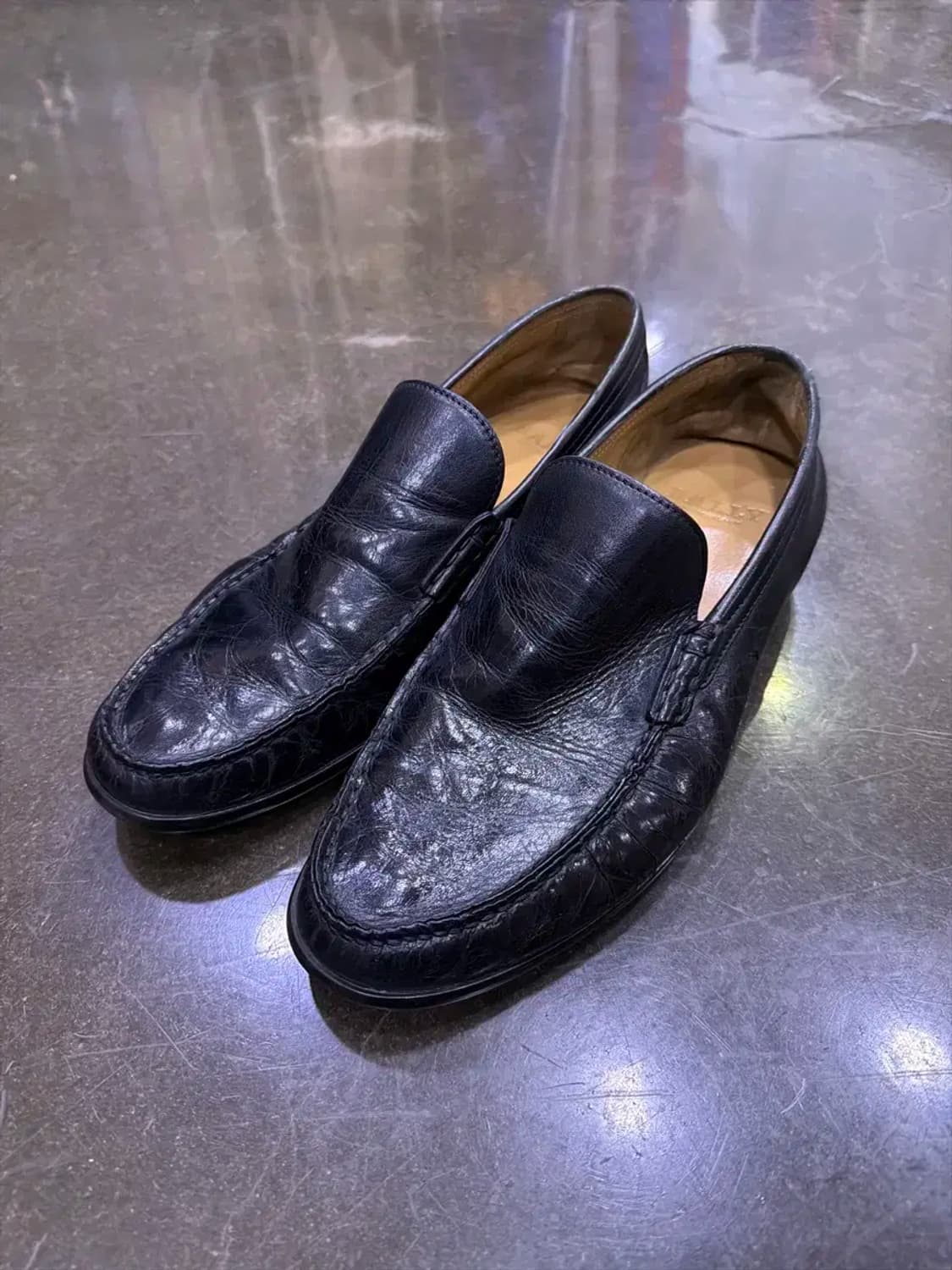 발리 클래식 콜마르 심플 로퍼 블랙 8.5 상품이미지1