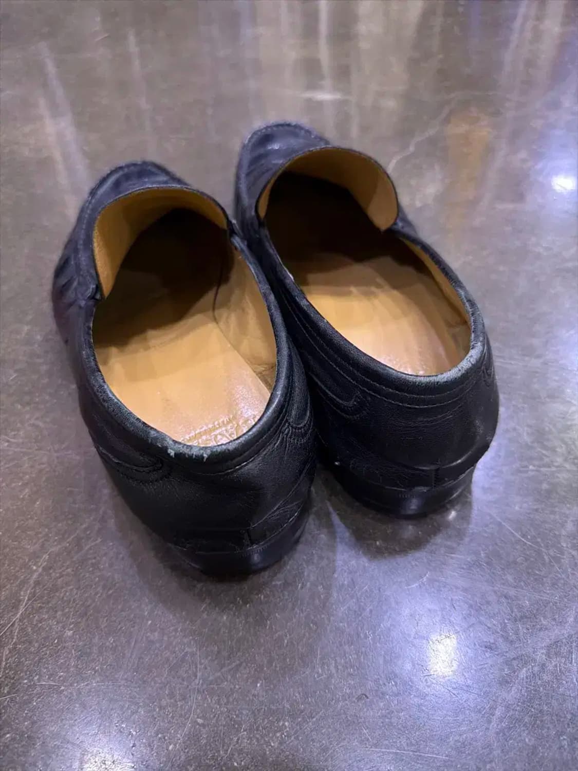 발리 클래식 콜마르 심플 로퍼 블랙 8.5 상품이미지7