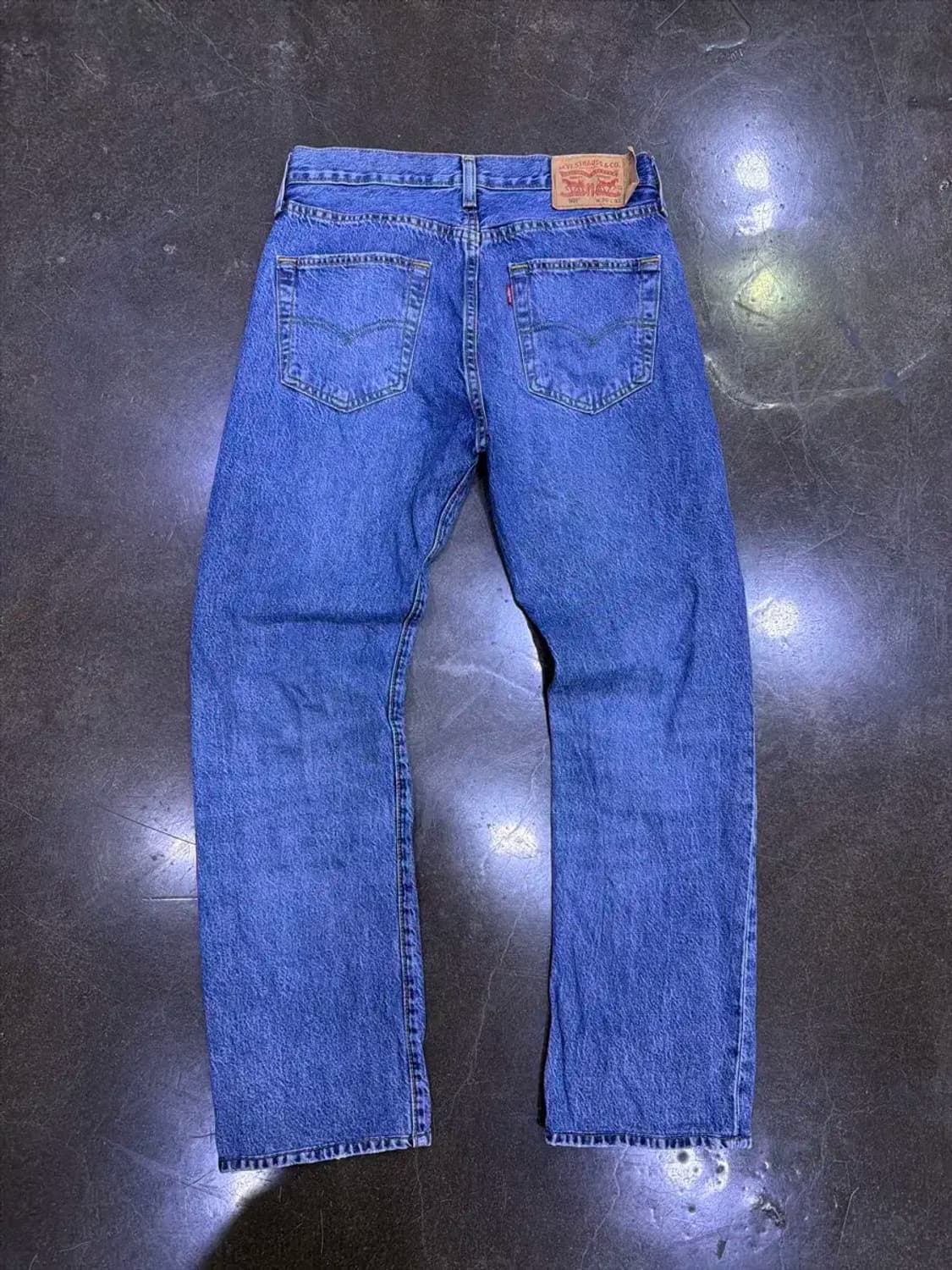 리바이스 501 빈티지 스톤 워싱 레귤러핏 데님팬츠 30 상품이미지2