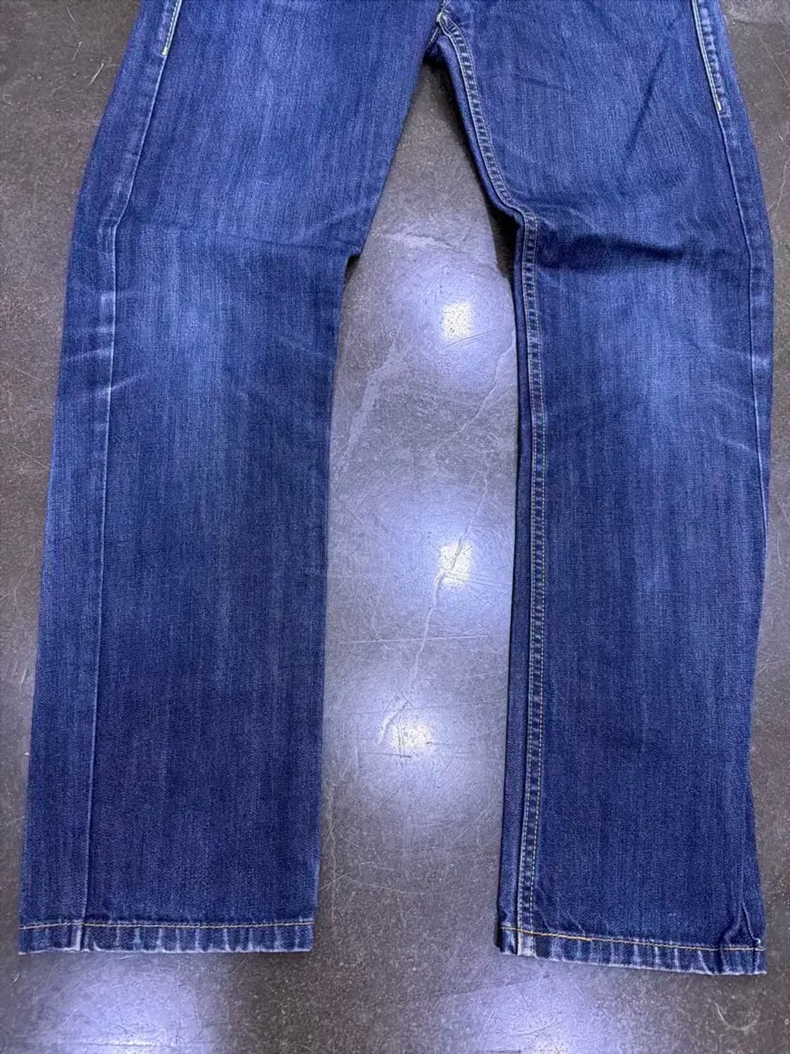 리바이스 523 스트레이트핏 워싱 인디고 데님팬츠 32 상품이미지5