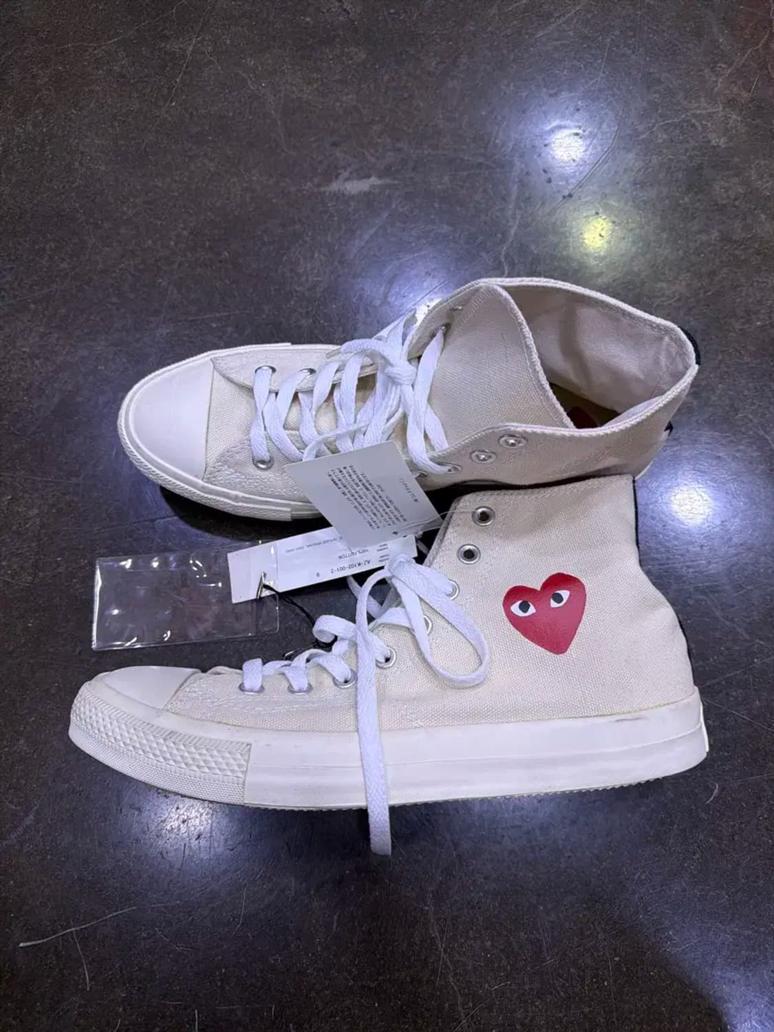 컨버스 꼼데가르송 싱글 하트 척 70 하이 스니커즈 275 상품이미지6