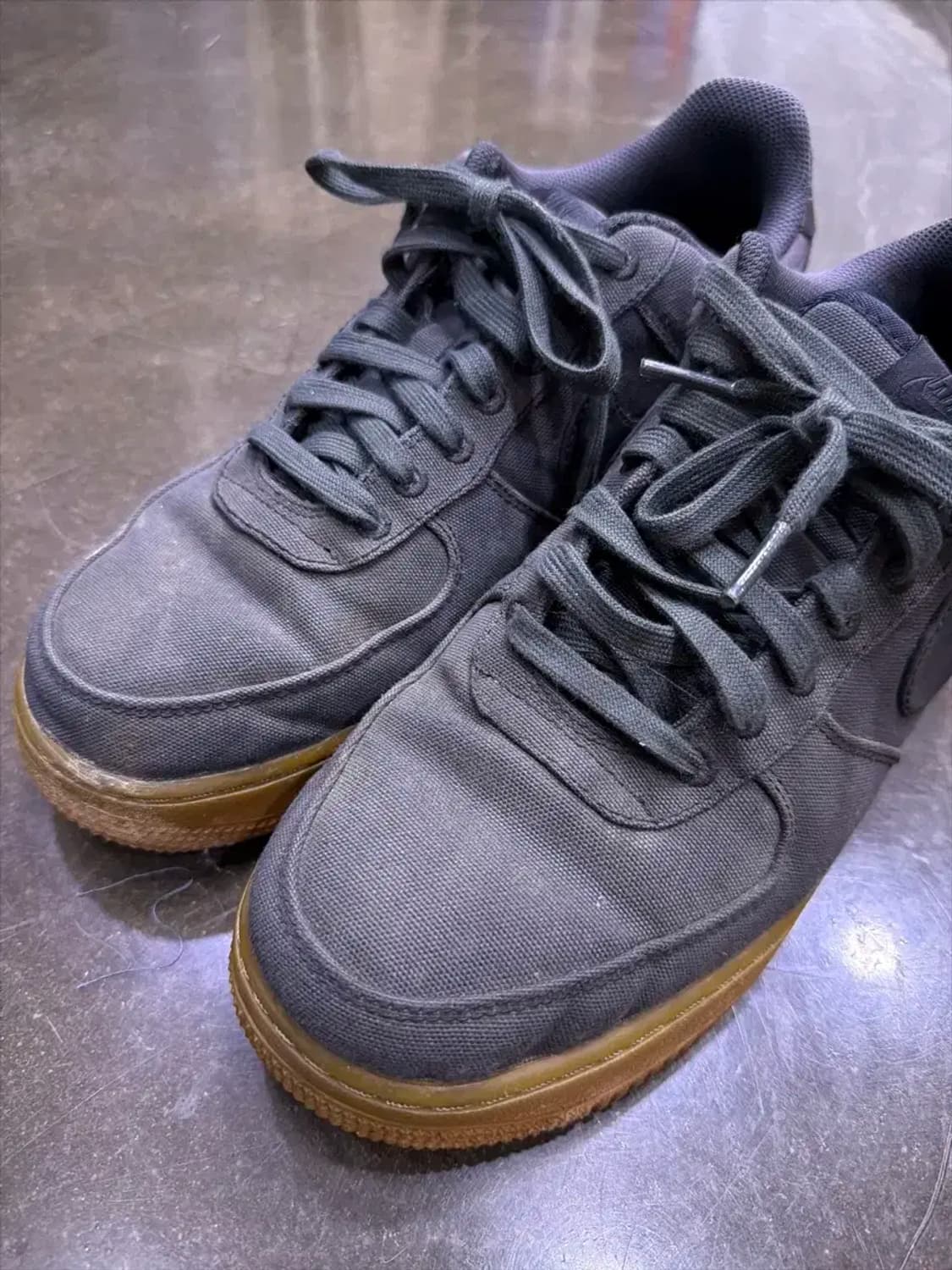 나이키 에어포스1 07 로우 캔버스 그레이 블랙 검솔 270 상품이미지3