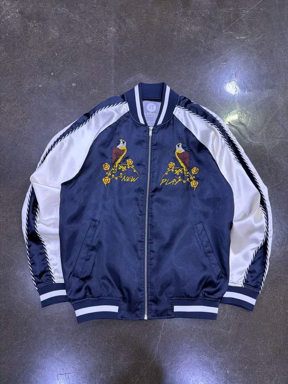 엘스팅코 이글스 플라워 자수 스카쟌 봄버자켓 져지 M 상품이미지1