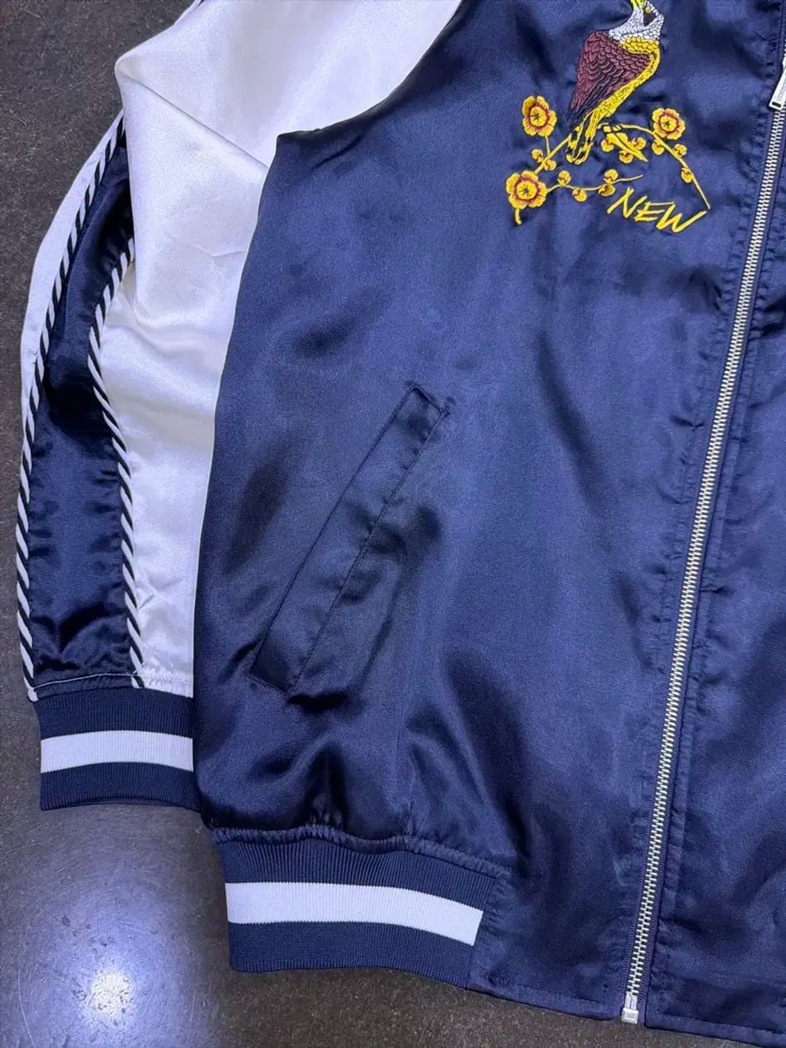 엘스팅코 이글스 플라워 자수 스카쟌 봄버자켓 져지 M 상품이미지4