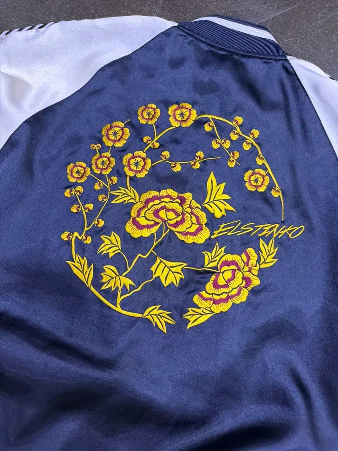 엘스팅코 이글스 플라워 자수 스카쟌 봄버자켓 져지 M 상품이미지6