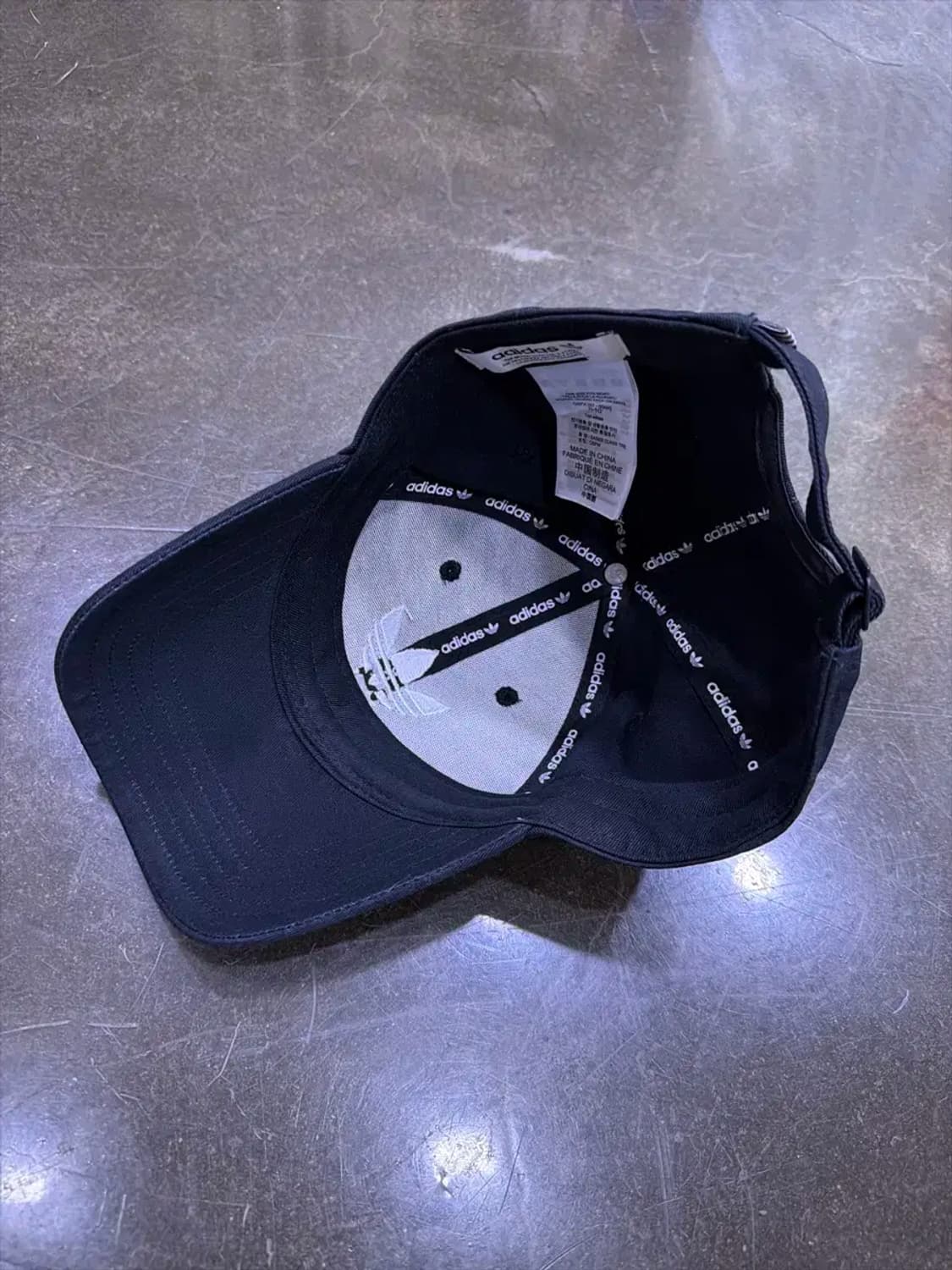 아디다스 오리지널 트레포일 자수 볼캡 블랙 상품이미지4