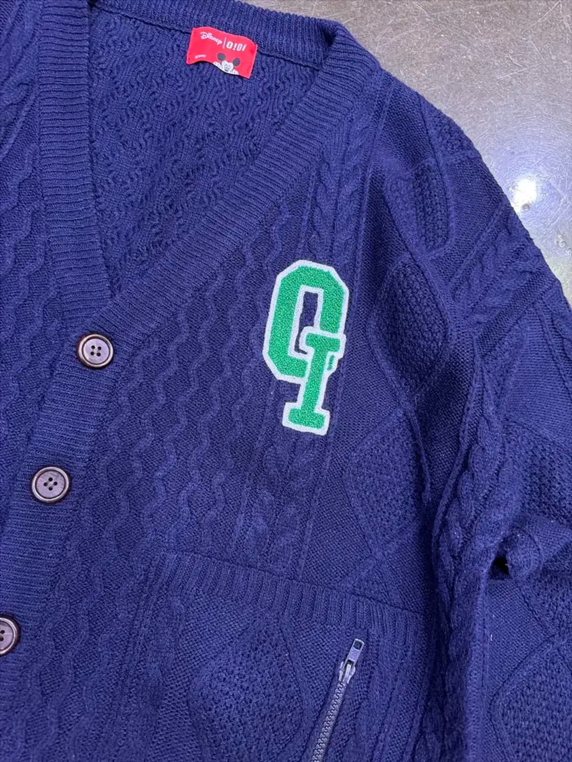 오아이오아이 oioi 디즈니 콜라보 미키마우스 케이블 니트 가디건 상품이미지5