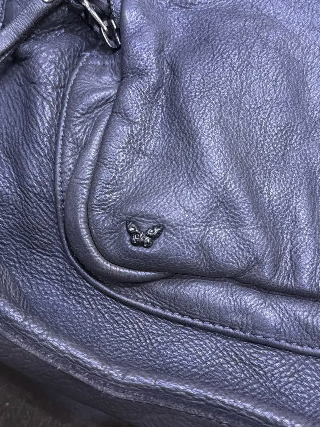 쟈딕앤볼테르 멀티 포켓 유틸리티 레더 그레이 숄더 크로스백 상품이미지5