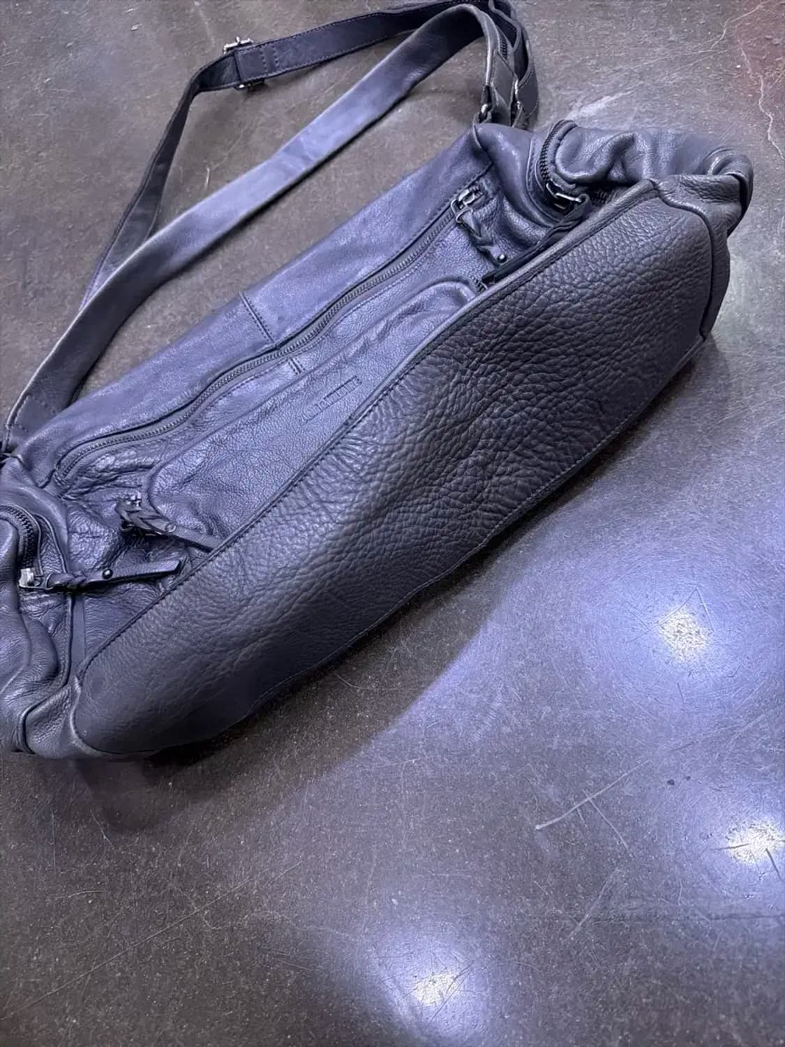 쟈딕앤볼테르 멀티 포켓 유틸리티 레더 그레이 숄더 크로스백 상품이미지6