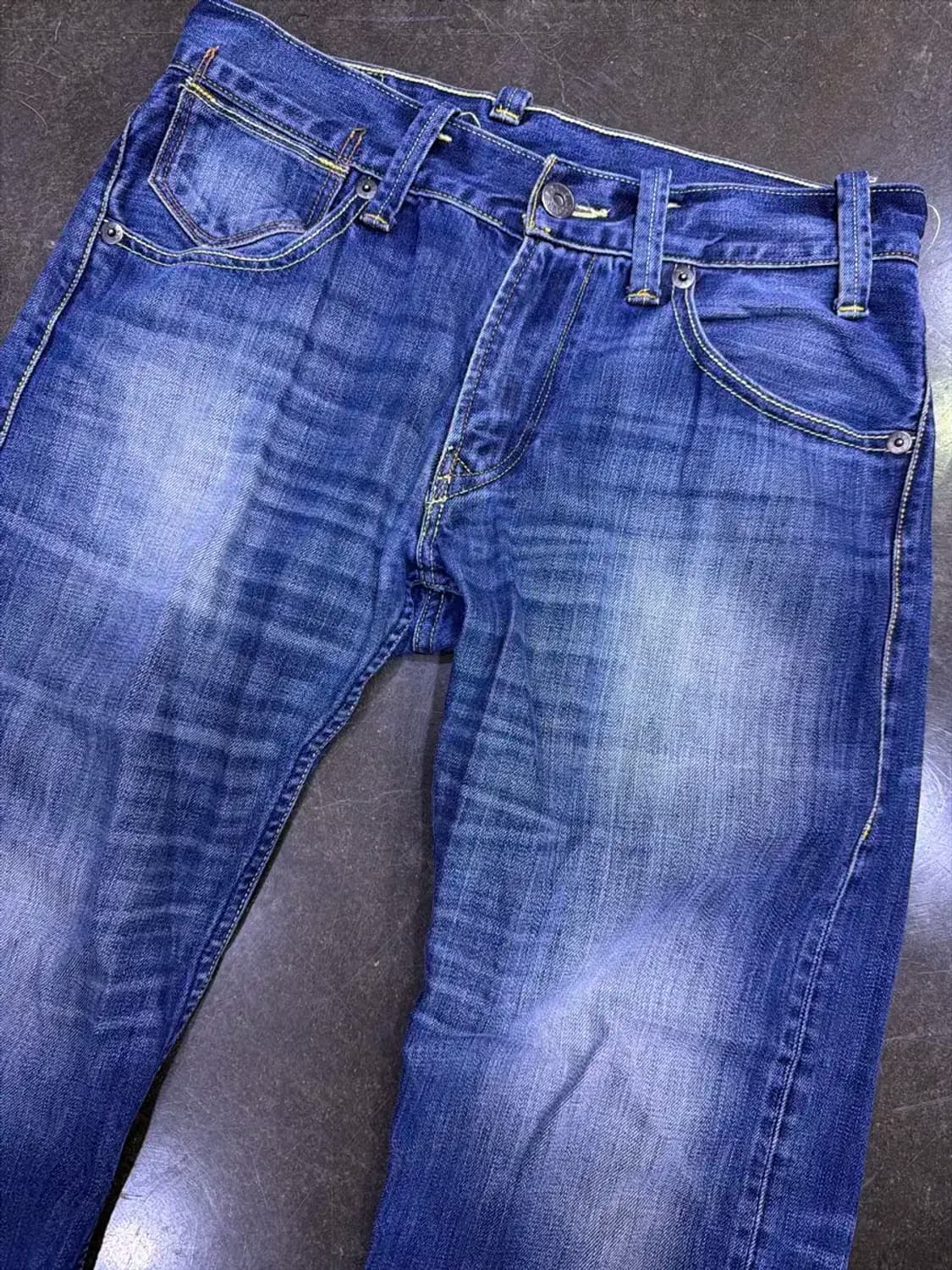 리바이스 504 레귤러 스트레이트핏 빈티지 워싱 데님팬츠 32 상품이미지3