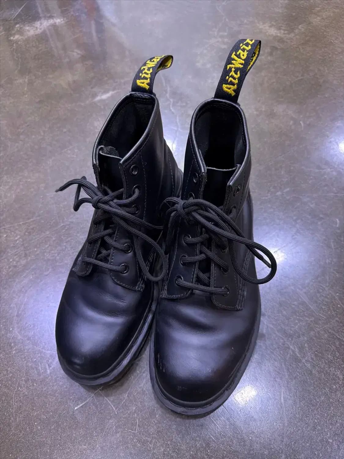 닥터마틴 101 6홀 워커 부츠 블랙 250 상품이미지2