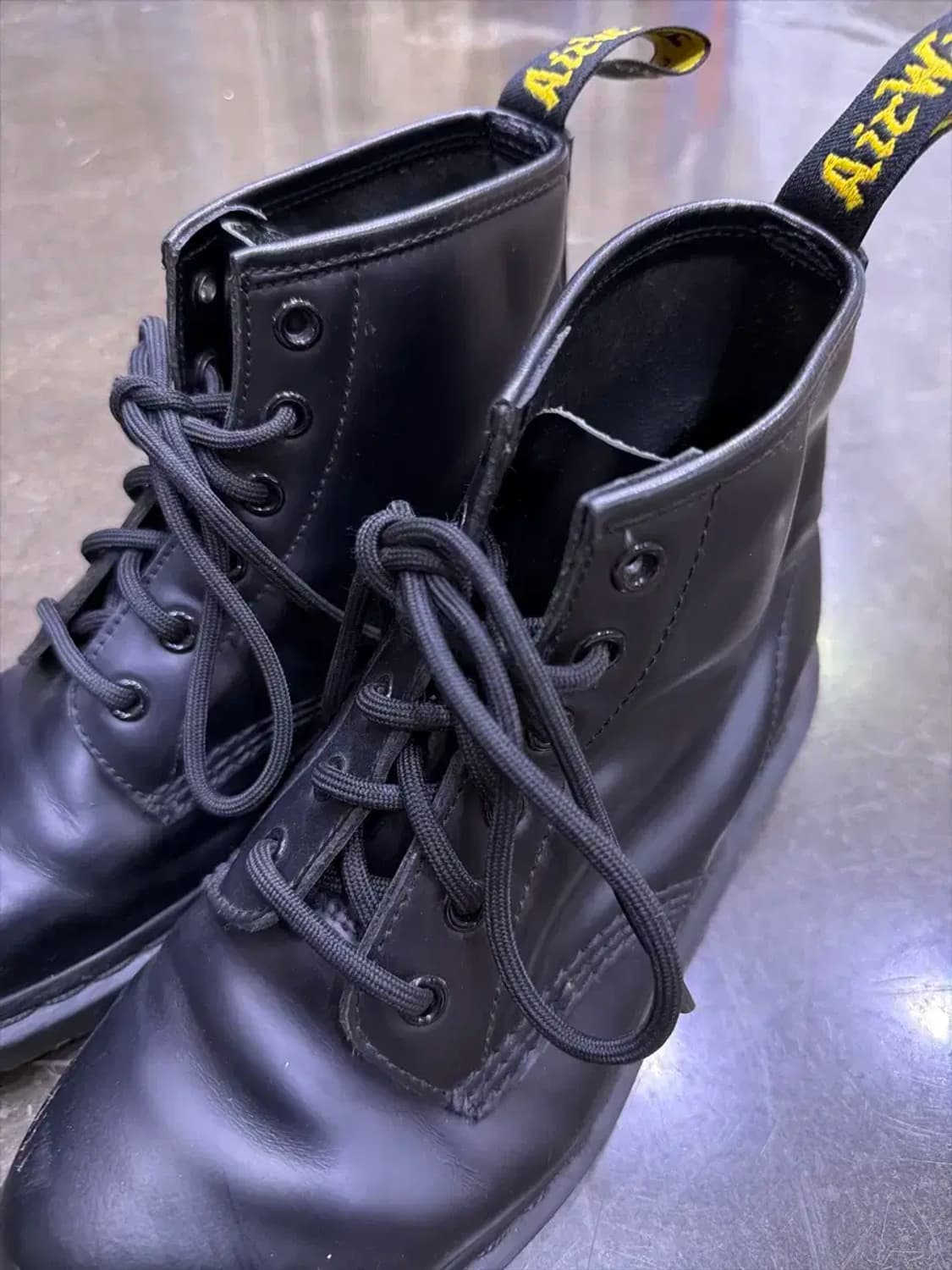 닥터마틴 101 6홀 워커 부츠 블랙 250 상품이미지4