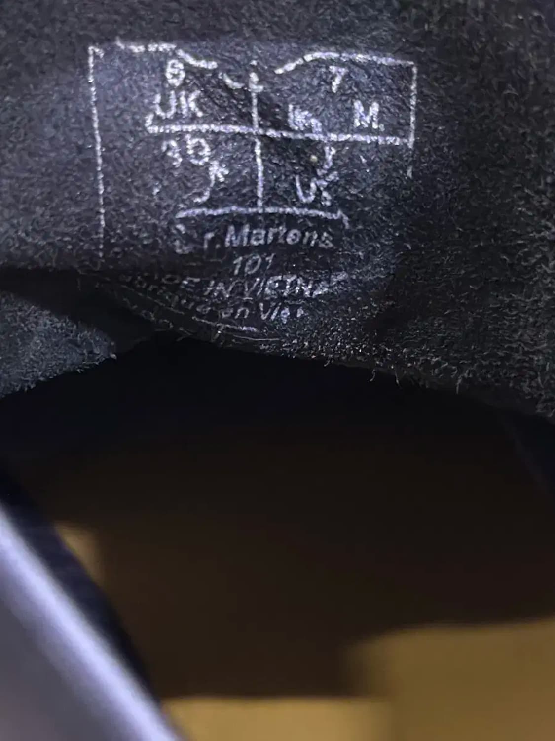 닥터마틴 101 6홀 워커 부츠 블랙 250 상품이미지8