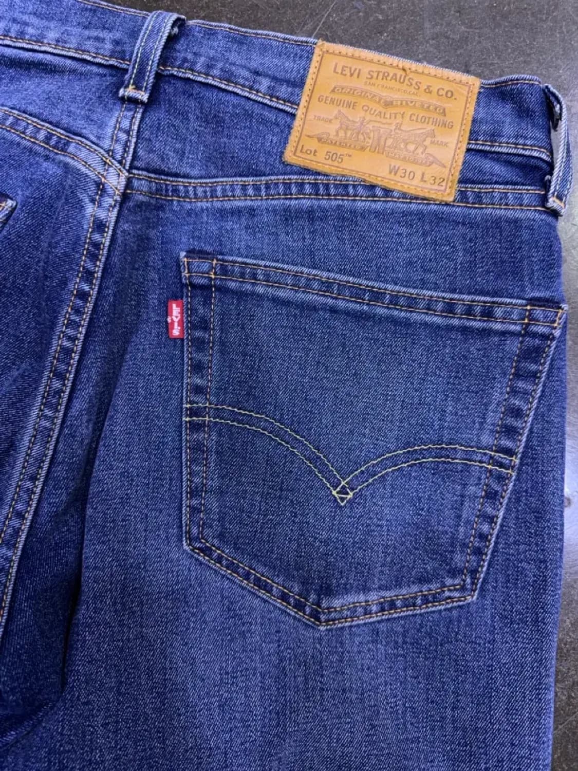리바이스 505 프리미엄 빅E 약기모 워싱 레귤러 데님팬츠 30 상품이미지8