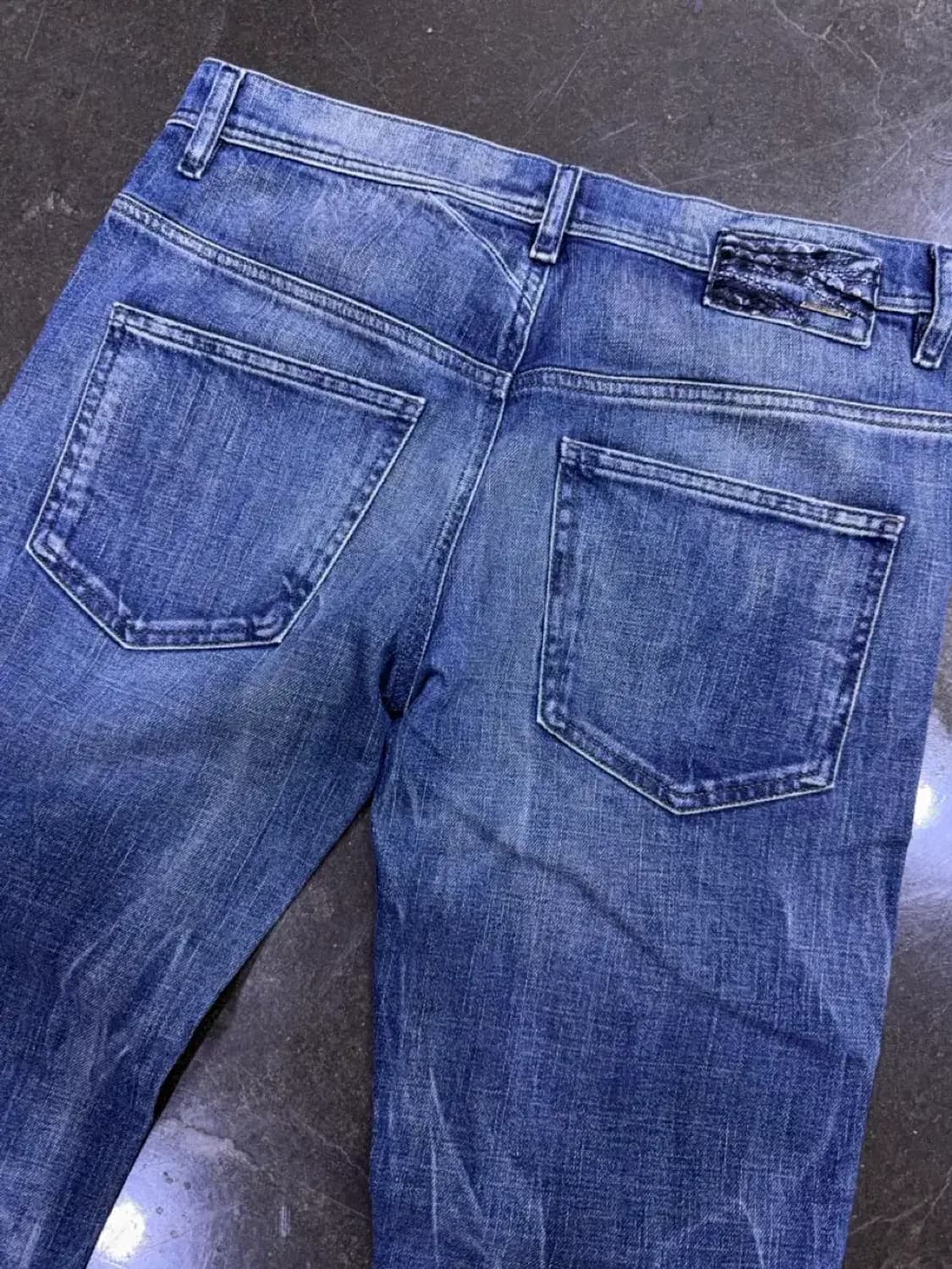 디젤 Staffy 스태피 레귤러 테이퍼드핏 빈티지 데님팬츠 28 상품이미지7