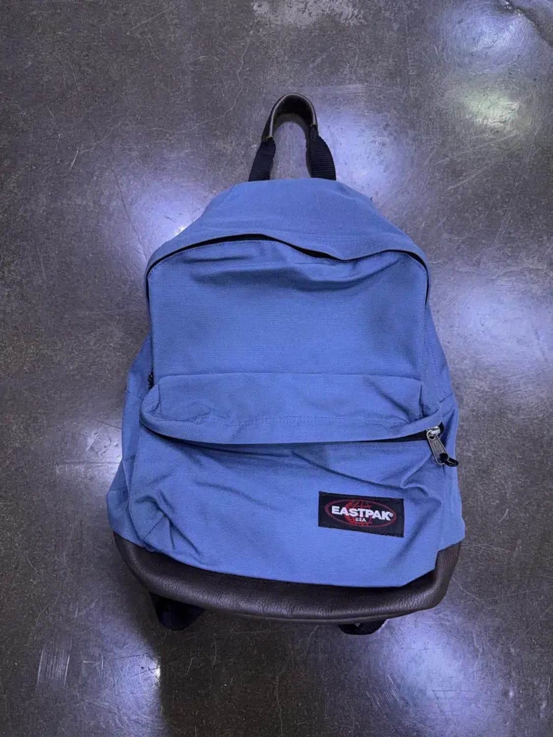 이스트팩 럭색 가죽 배색 블루 백팩 상품이미지2