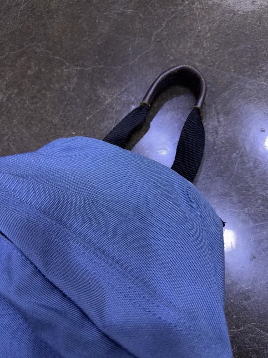 이스트팩 럭색 가죽 배색 블루 백팩 상품이미지4