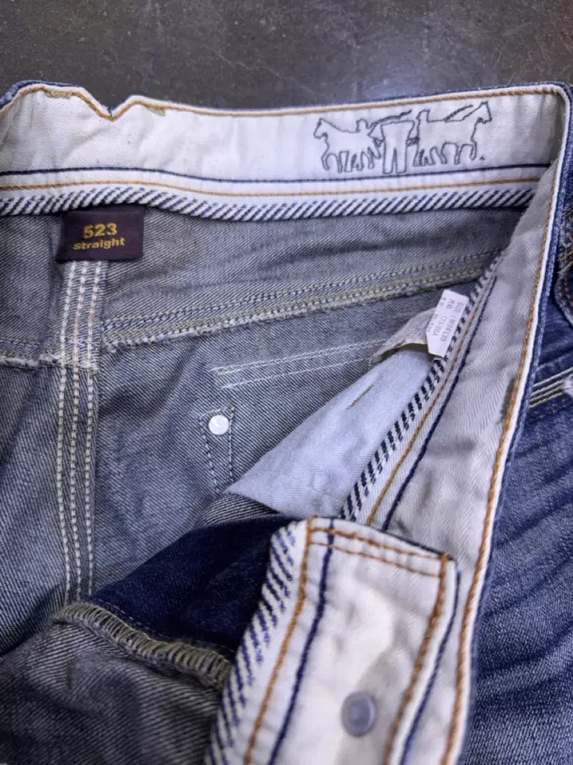 리바이스 523 스트레이트핏 빈티지 워싱 포켓 데님팬츠 34 상품이미지9