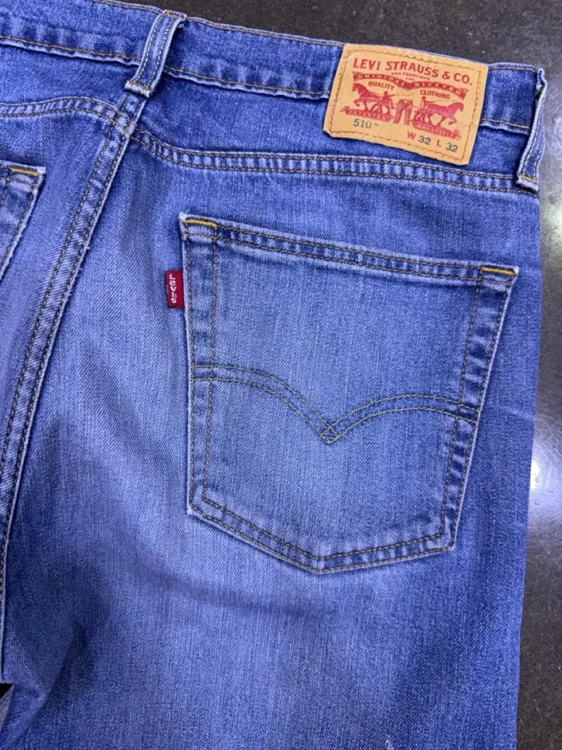 리바이스 510 슬림 스트레이트핏 중청 워싱 데님팬츠 32 상품이미지7