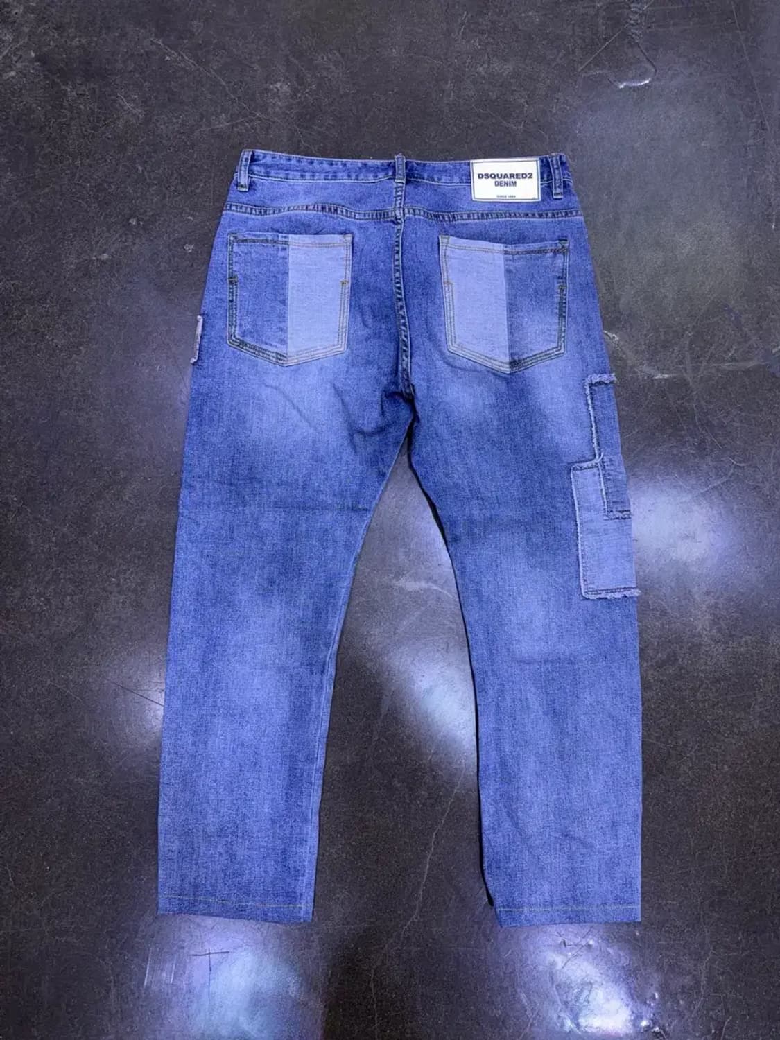 디스퀘어드2 빈티지 패치 워크 디테일 스트레이트핏 데님팬츠 50 상품이미지2