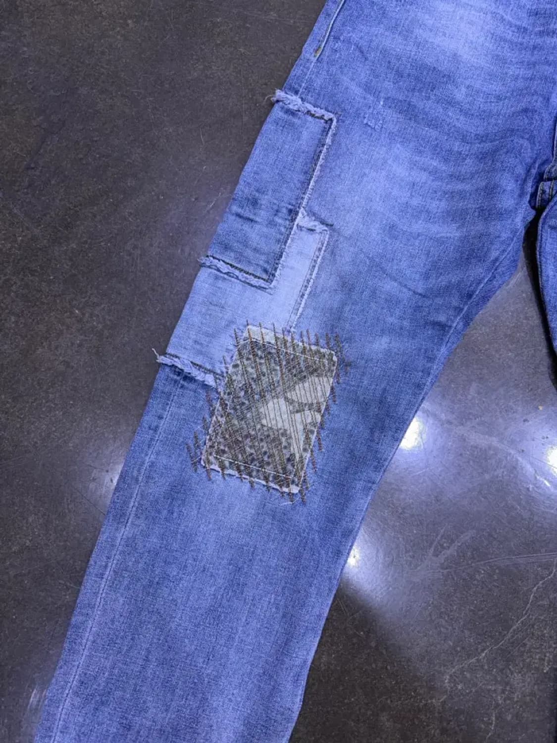 디스퀘어드2 빈티지 패치 워크 디테일 스트레이트핏 데님팬츠 50 상품이미지6