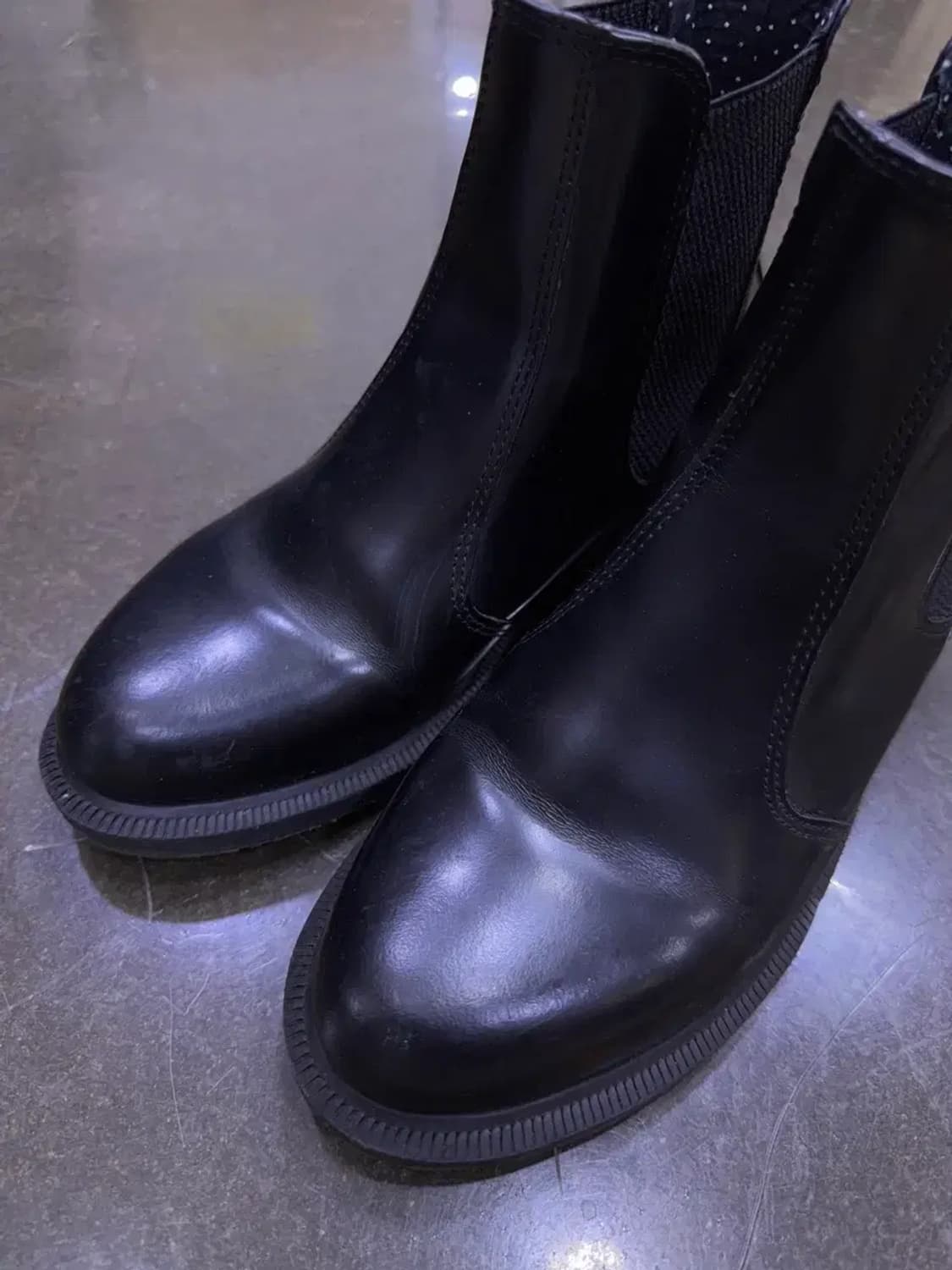 닥터마틴 첼시부츠 플로라 블랙 230 상품이미지3