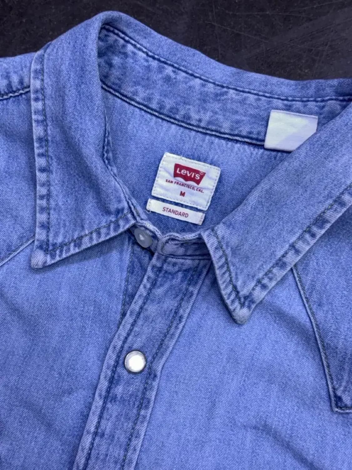 리바이스 빈티지 워싱 웨스턴 스탠다드핏 데님셔츠 M 상품이미지6