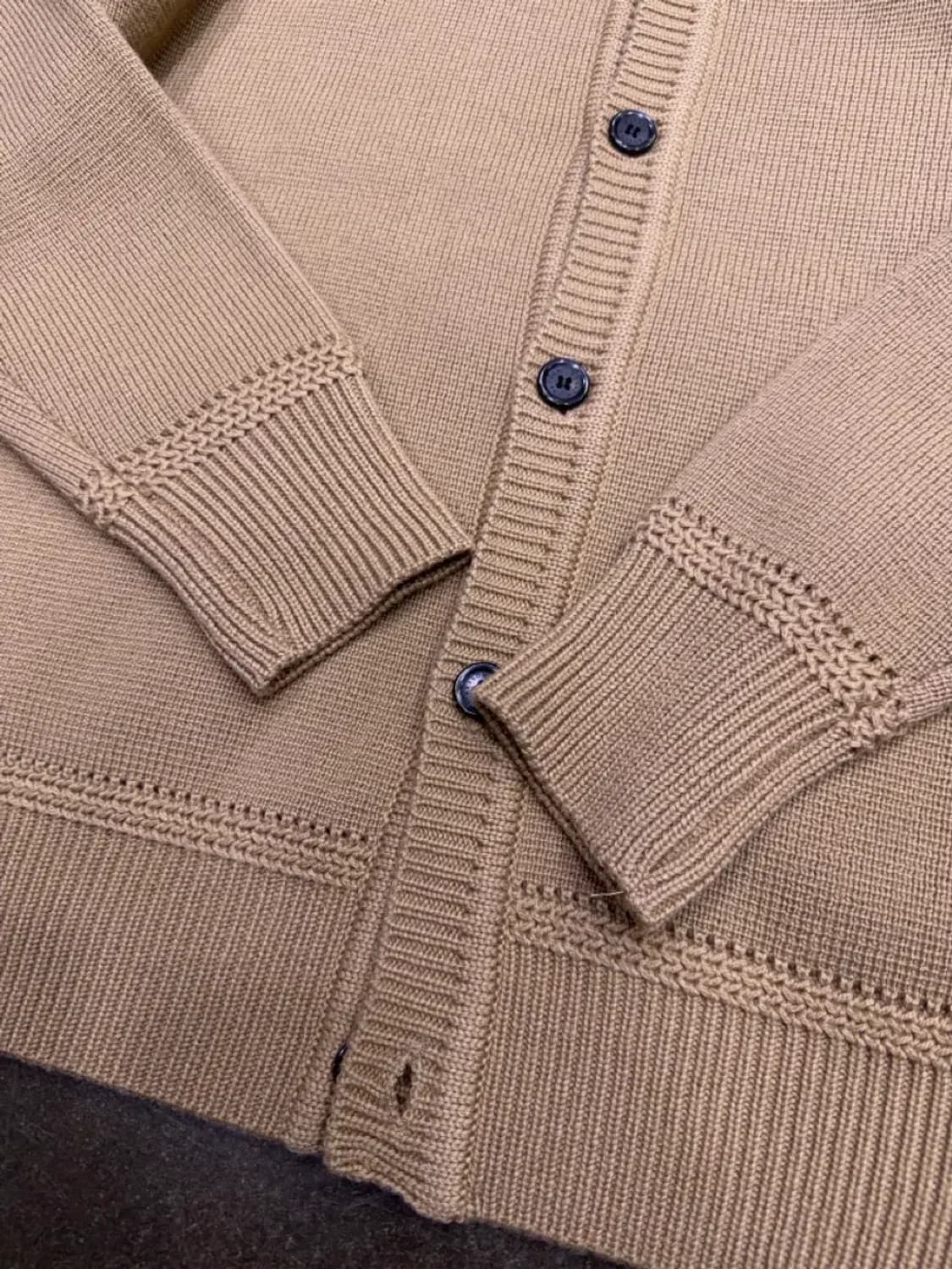 비슬로우 스탠다드 크루넥 니트 가디건 브라운 M 상품이미지7