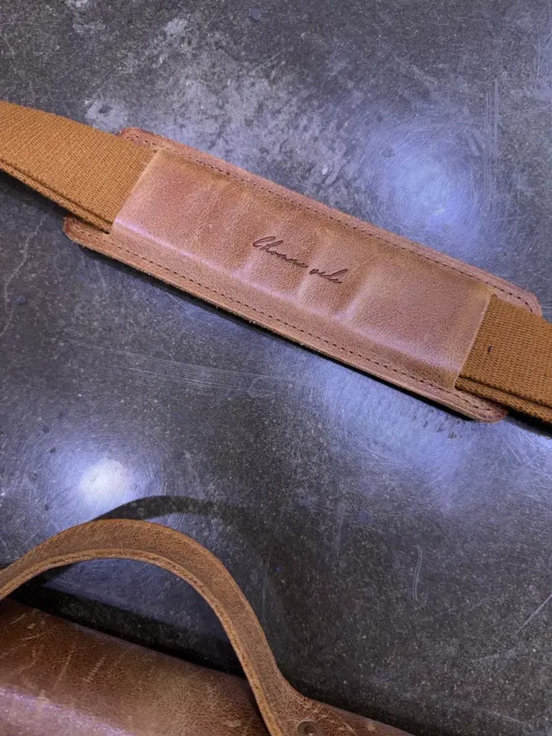 공허군 주문제작 클래식 레더 왁스 힐링백 크로스백 상품이미지5