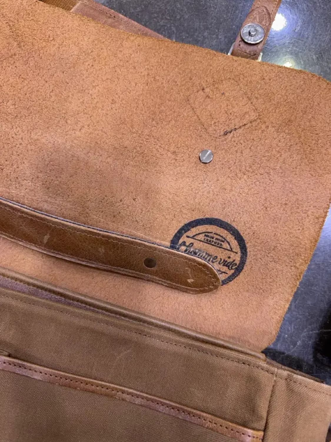 공허군 주문제작 클래식 레더 왁스 힐링백 크로스백 상품이미지8