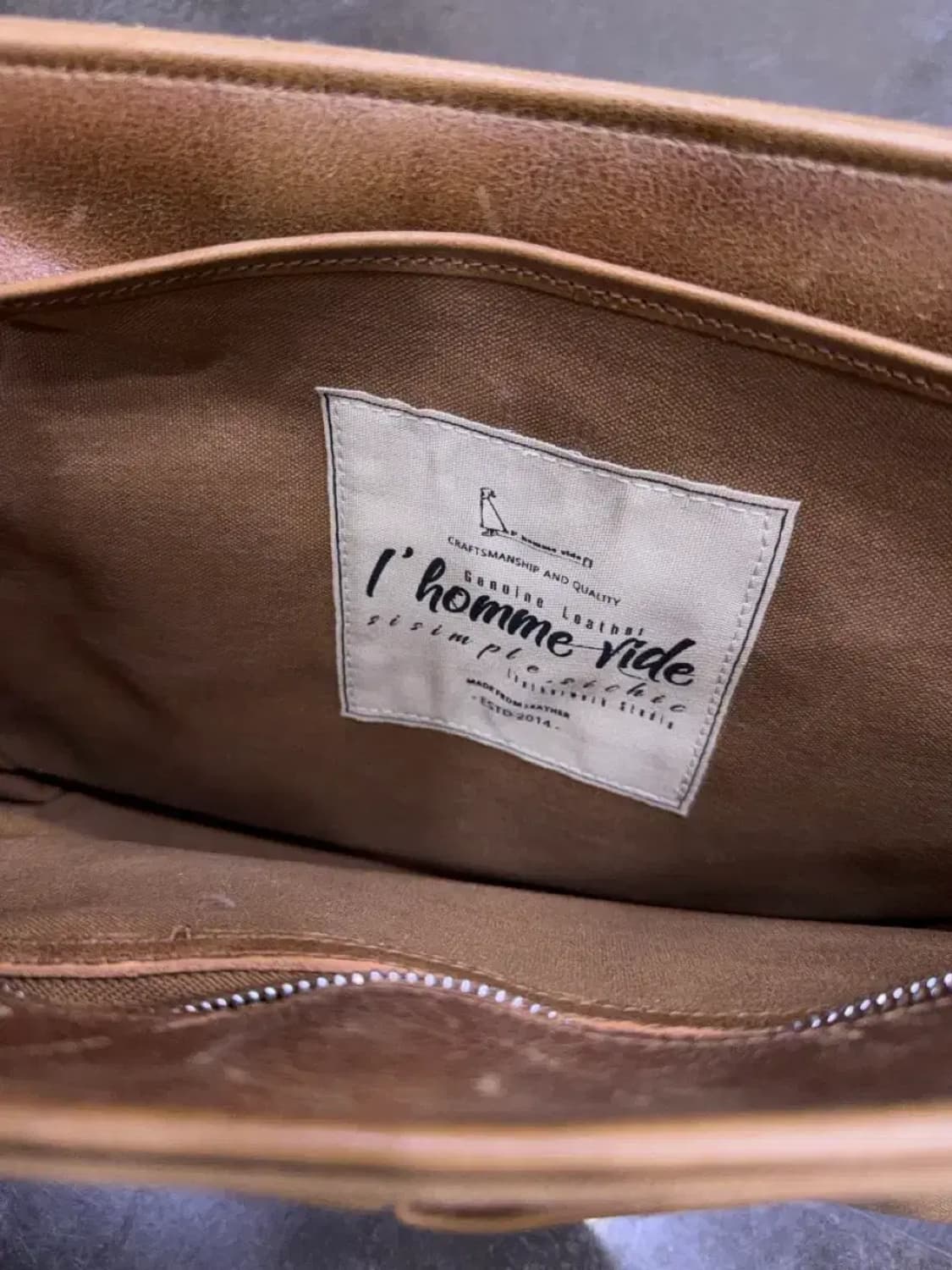 공허군 주문제작 클래식 레더 왁스 힐링백 크로스백 상품이미지9