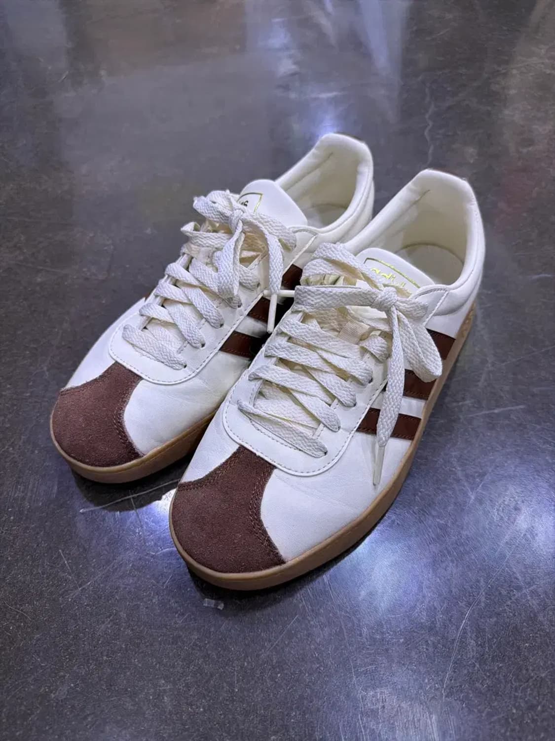 아디다스 네오 VL 코트 크림 브라운 스니커즈 245 상품이미지1