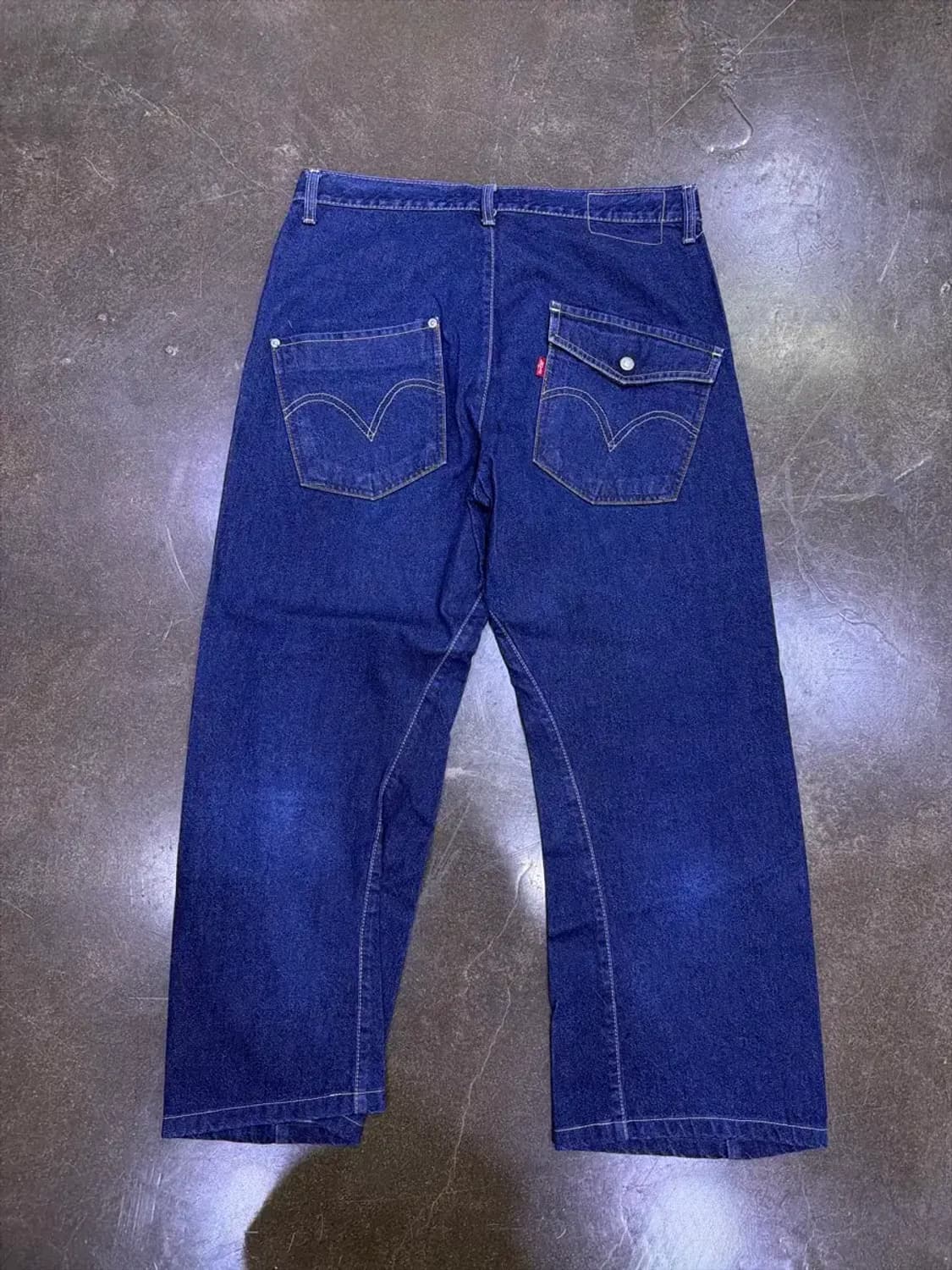 리바이스 엔지니어드진 루즈핏 데님팬츠 32 상품이미지2