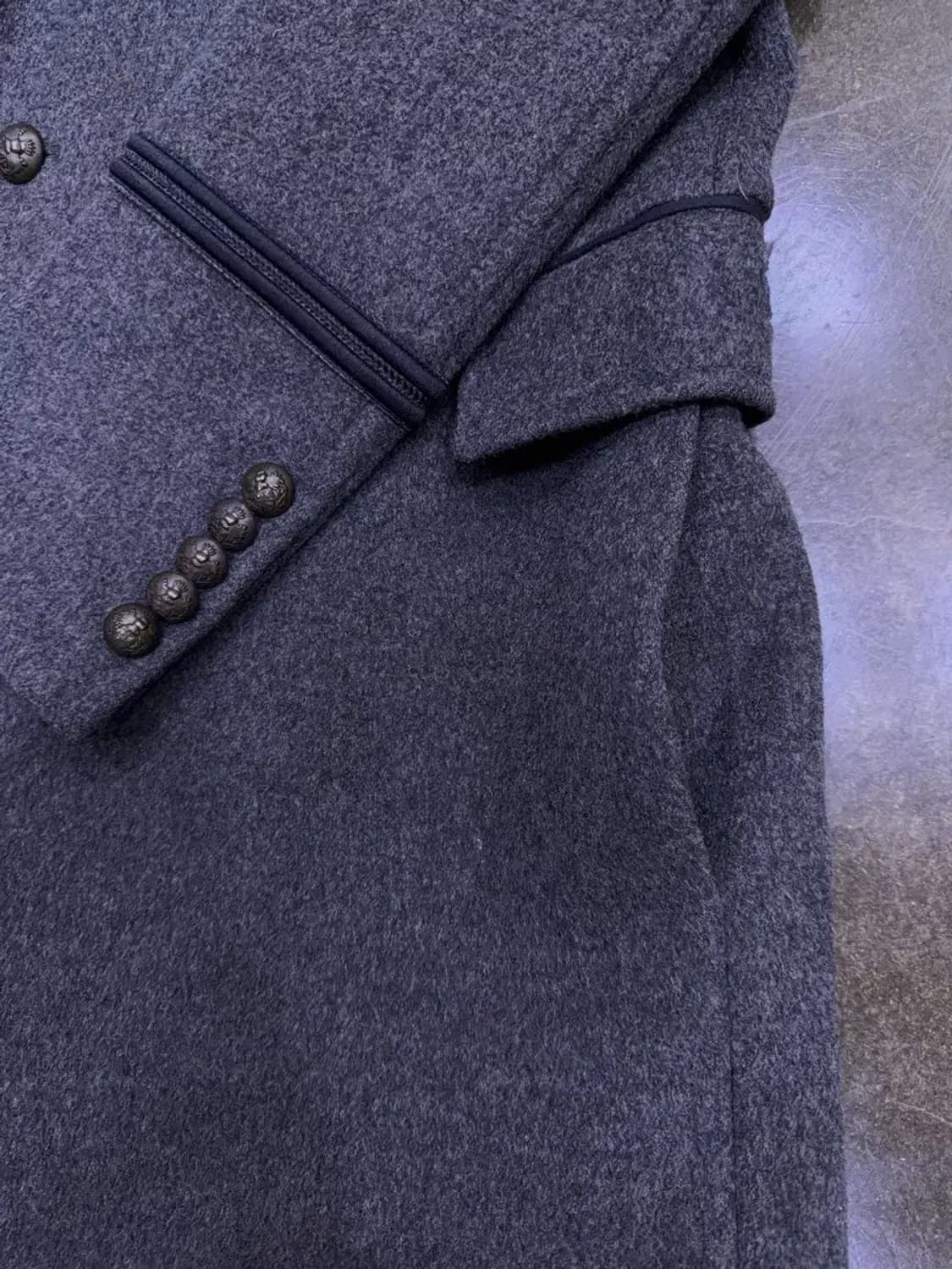 타임옴므 더블 블레스트 견장 울 코트 그레이 105 상품이미지7