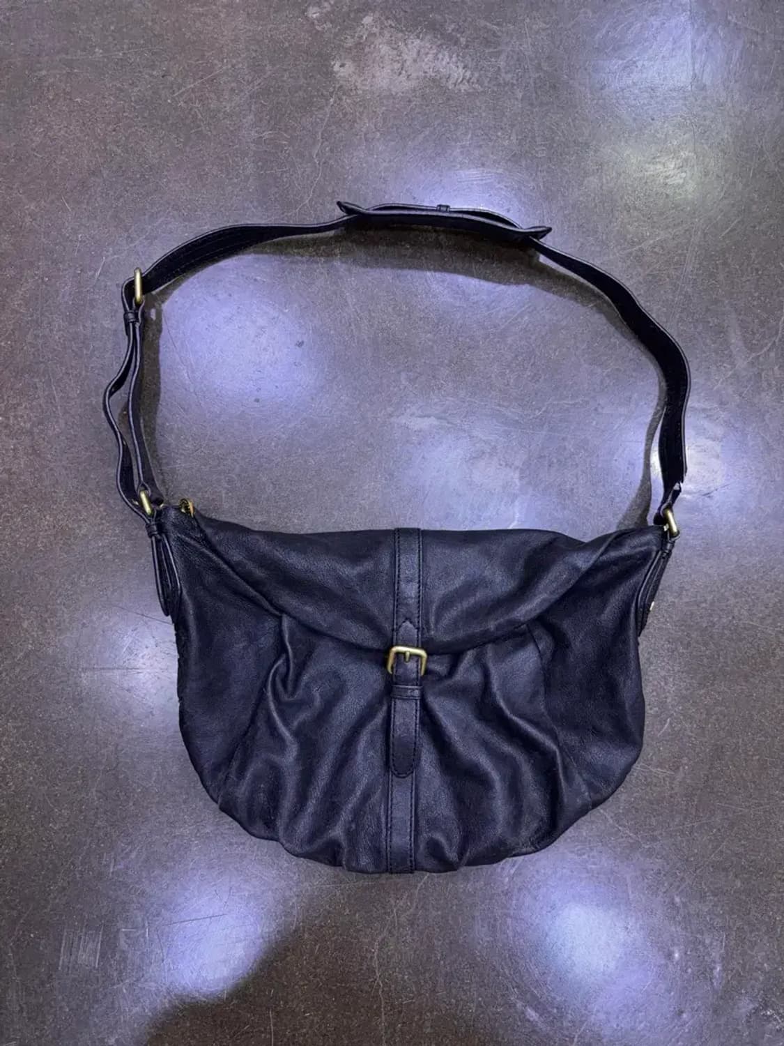 마크 바이 마크제이콥스 펄스 크로스백 레더 블랙 골드 가방 상품이미지1