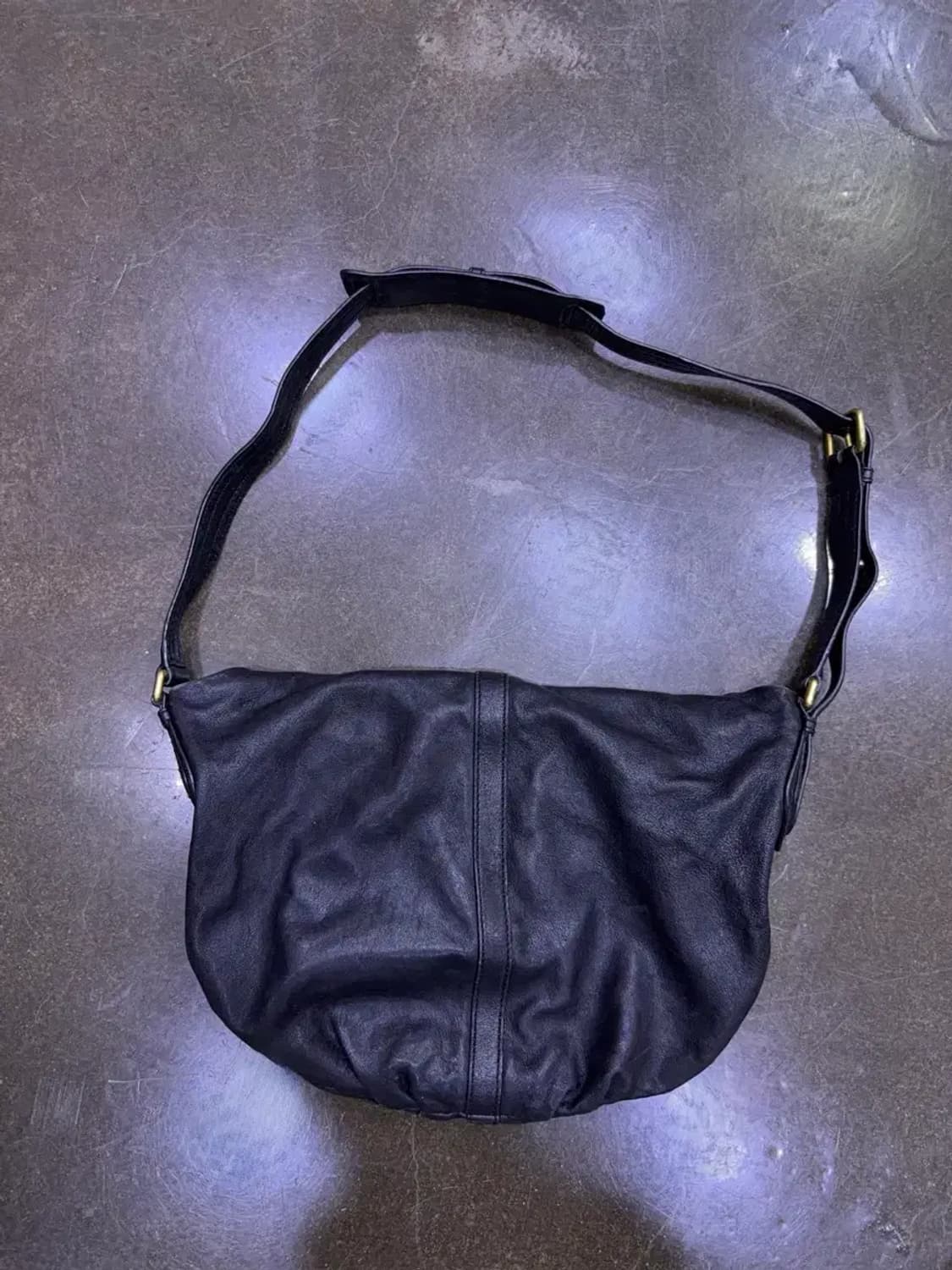 마크 바이 마크제이콥스 펄스 크로스백 레더 블랙 골드 가방 상품이미지2