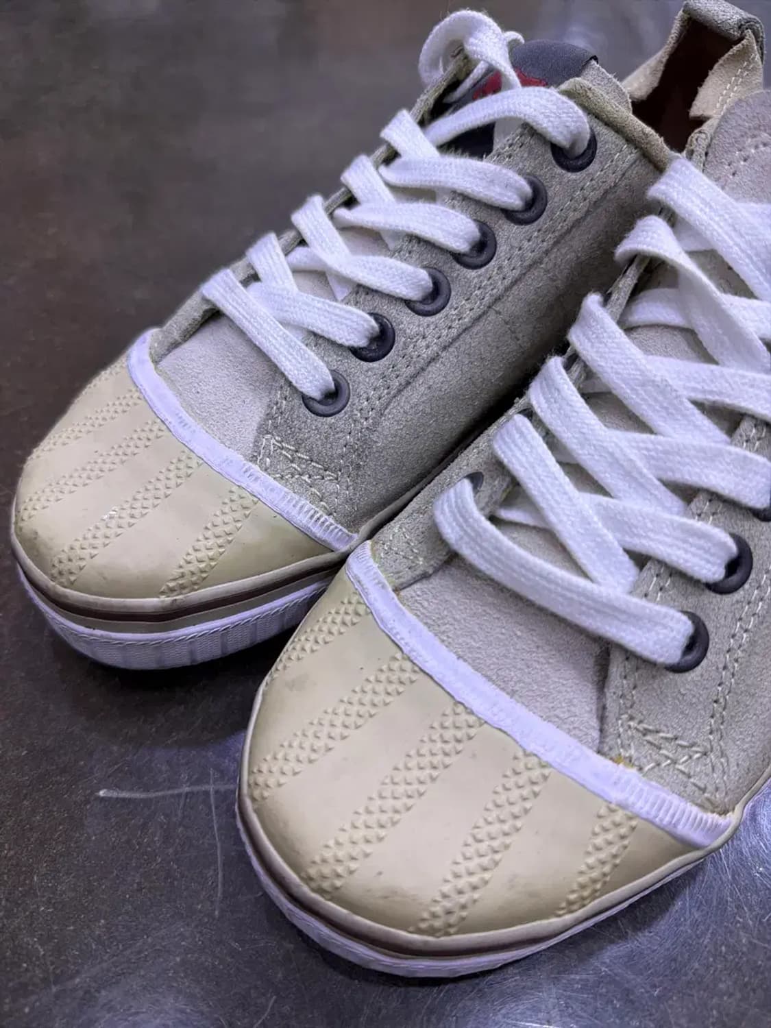 쏘렐 센트리 스웨이드 로우 스니커즈 탄 베이지 270 상품이미지3