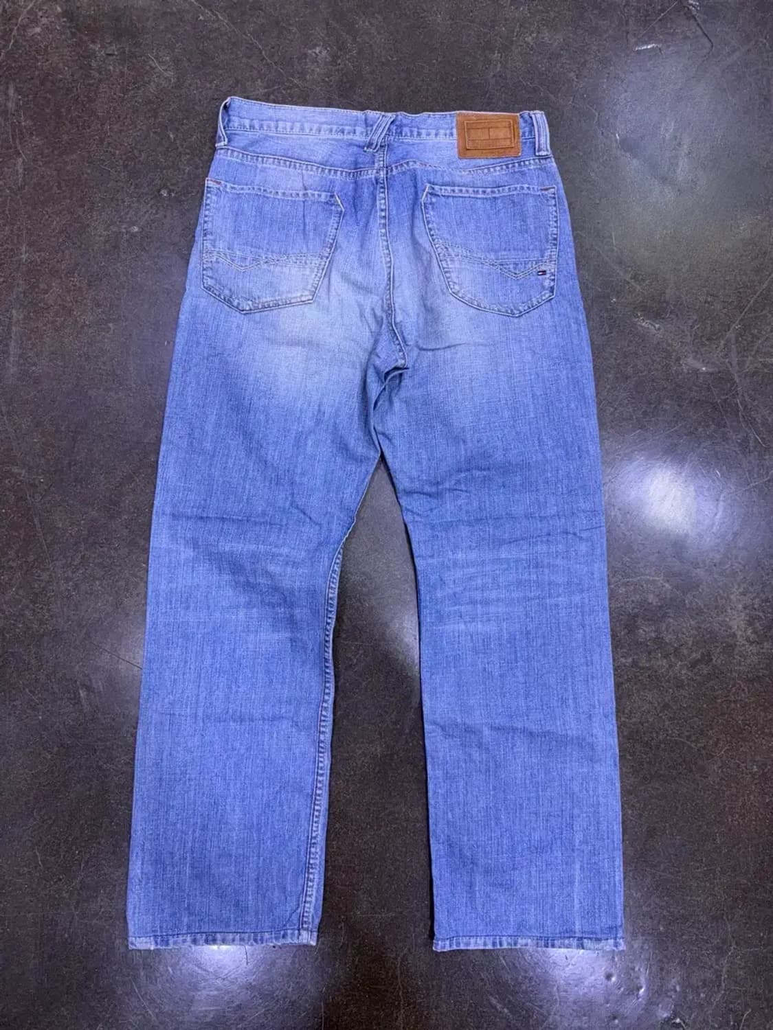 타미힐피거 메디슨 스트레이트핏 빈티지 연청 워싱 데님팬츠 32 상품이미지2