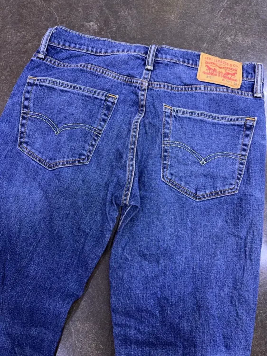 리바이스 511 슬림핏 중청 라인 워싱 데님팬츠 청바지 32 상품이미지6