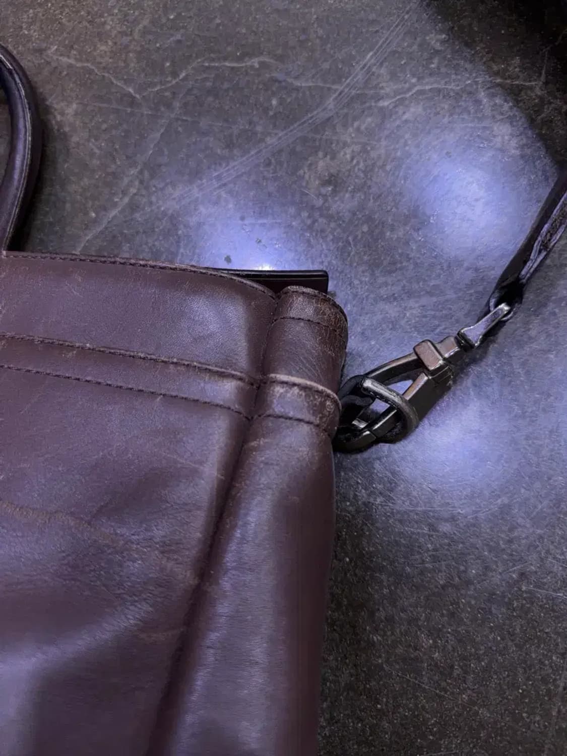 코치 렉싱턴 브라운 레더 가죽 서류 토트 크로스백 상품이미지5