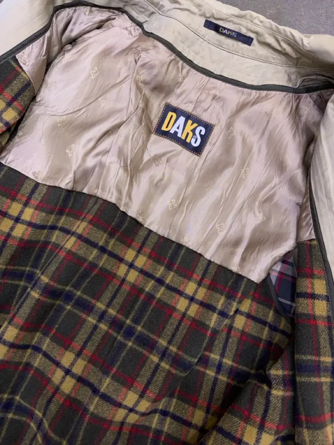 닥스 클래식 벨트 트렌치코트 베이지 103 상품이미지9